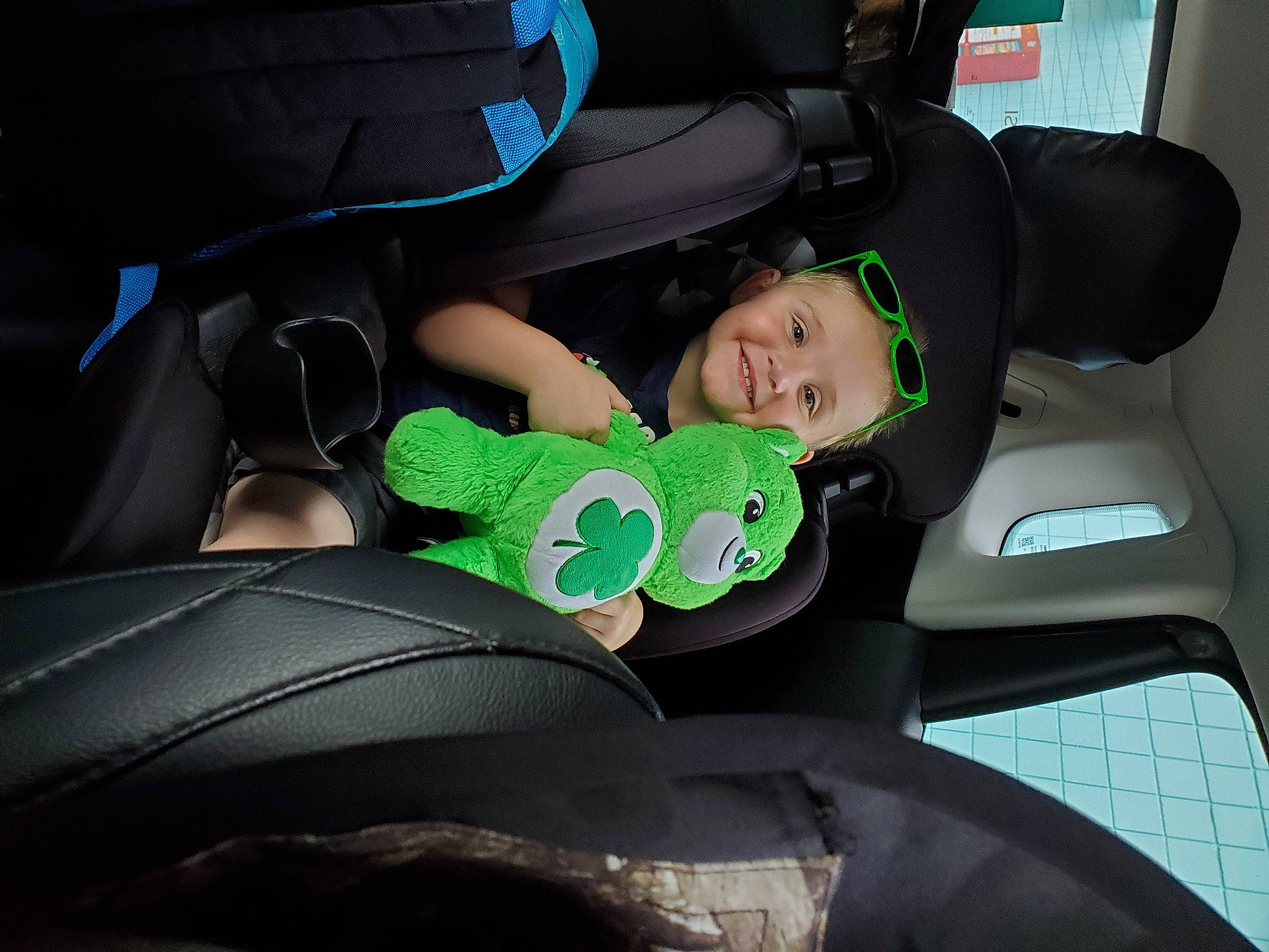 Kaison is registered to the contest to win money with this photo: auto_part, automotive_design, automotive_exterior, automotive_wheel_system, car, car_seat, car_seat_cover, comfort, head_restraint, joy, leg, motor_vehicle, person, personal_luxury_car, plant, seat_belt, smile, steering_part, steering_wheel, vehicle