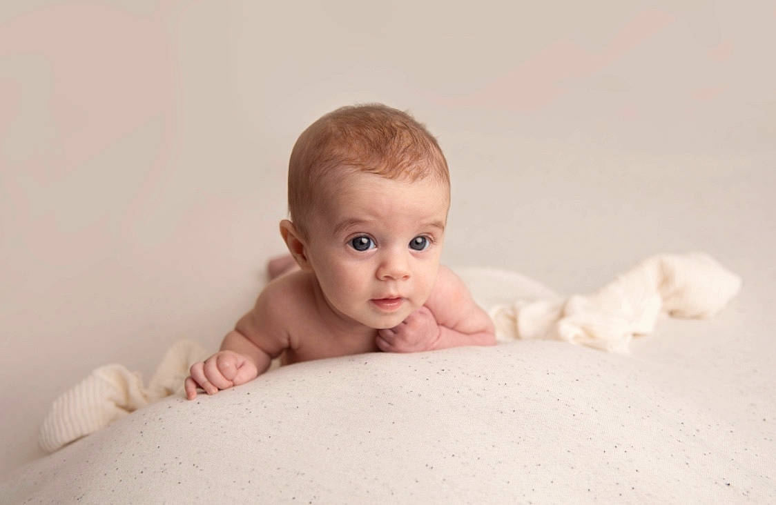 Catherine is registered to the contest to win money with this photo: baby, cheek, child, crawling, eye, face, head, joint, person, sitting, skin, toddler, tummy_time