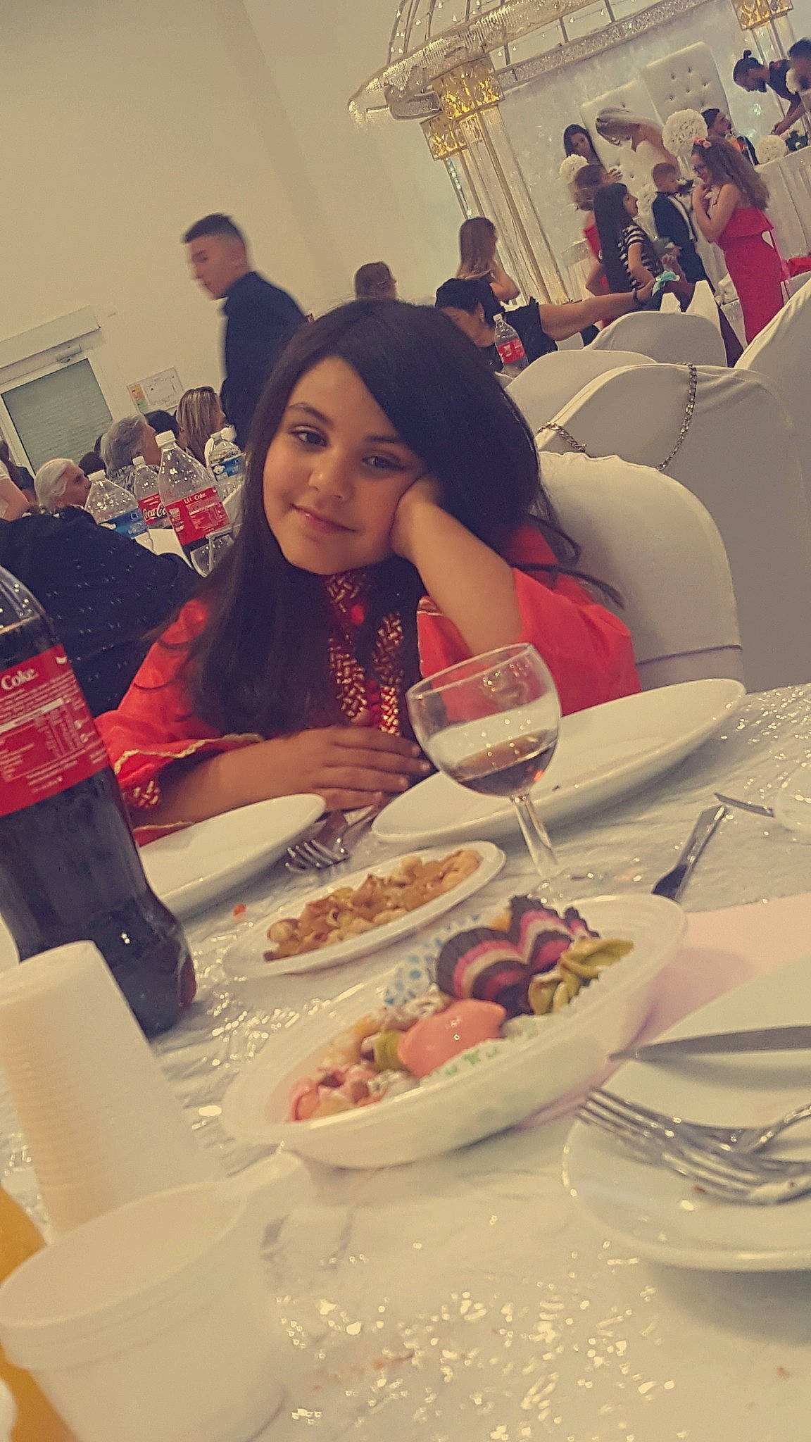 Camelia a rejoint le concours — aidez-le/la à gagner de superbes lots ! event, fun, girl, joy, person, smile