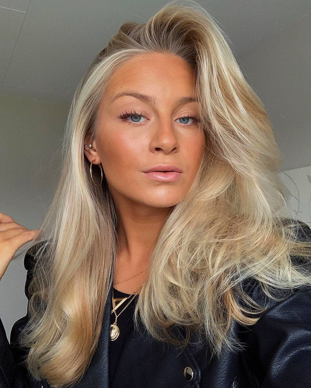 Amelia is registered to the contest to win money with this photo: beauty, blond, body_jewelry, cheek, chin, eyebrow, eyelash, fashion, fashion_model, hairstyle, jacket, jewellery, layered_hair, lip, long_hair, model, mouth, person, step_cutting, street_fashion