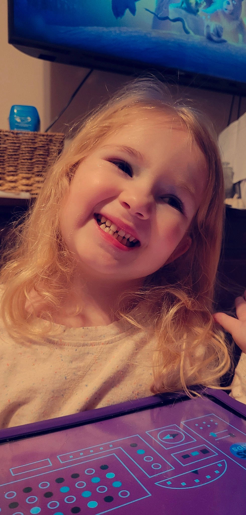 Lyra is registered to the contest to win money with this photo: blue, cheek, chin, cool, ear, eye, eyebrow, eyelash, happy, head, human_body, iris, jaw, joy, lip, mouth, nose, person, skin, smile