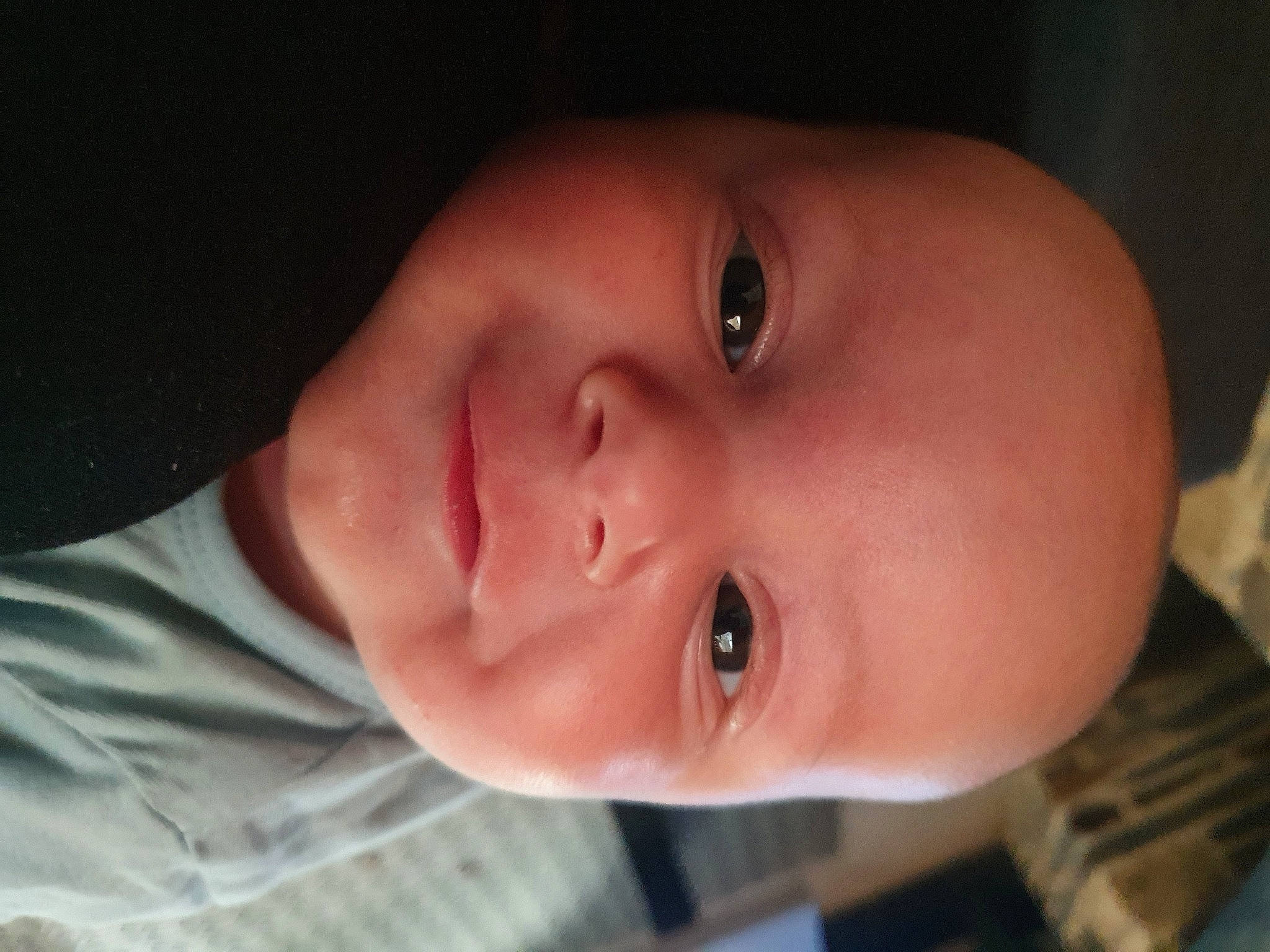 Louka participe au concours pour gagner de l'argent avec cette photo : baby, baby_toddler_clothing, cheek, child, ear, eyelash, flash_photography, forehead, fun, hair, happy, human_body, iris, jaw, lip, mouth, nose, person, sleeve, smile