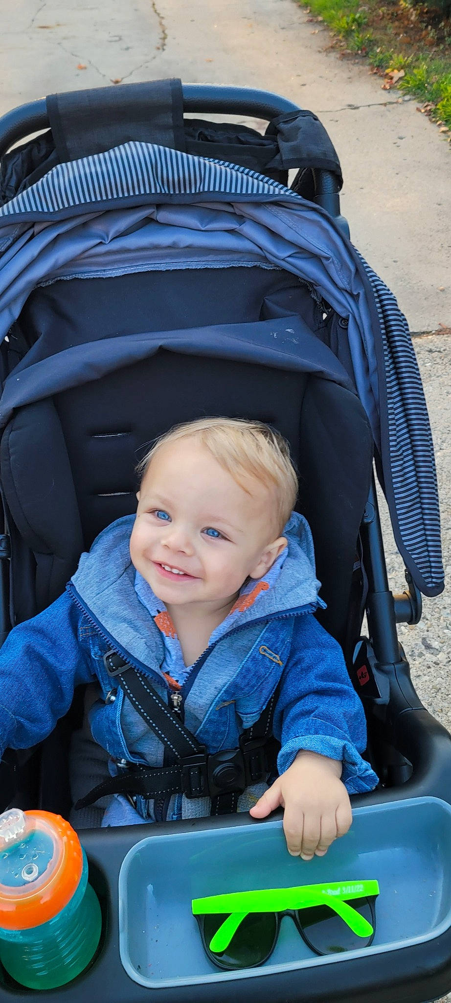 Reid is registered to the contest to win money with this photo: baby, baby_carriage, baby_products, baby_toddler_clothing, beauty, black, blue, child, comfort, electric_blue, eye, facial_expression, fun, joy, people, person, photograph, product, smile, snapshot