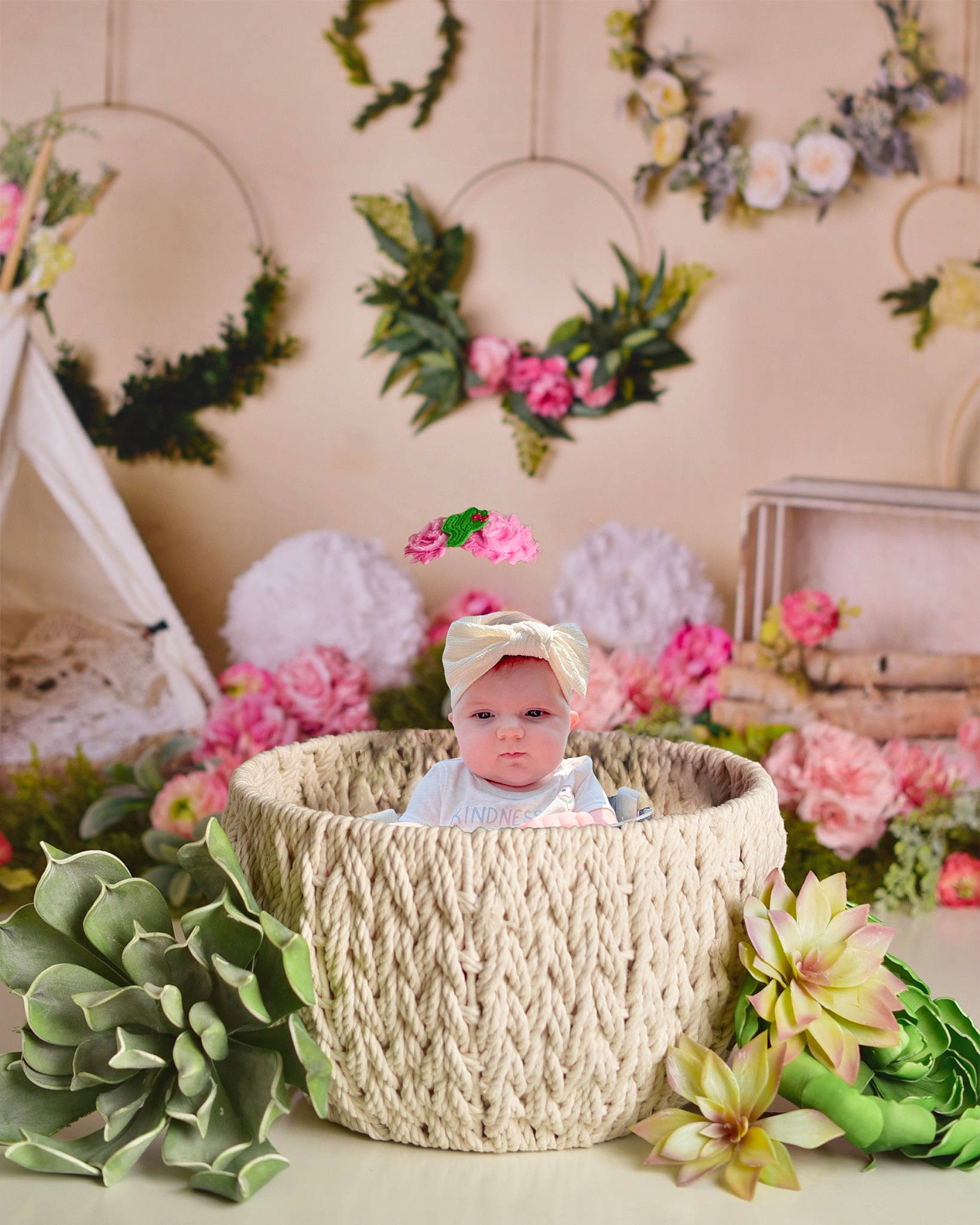 Fryea is registered to the contest to win money with this photo: baby, baby_toddler_clothing, child, costume_hat, cut_flowers, event, fashion_accessory, floral_design, flower, flower_arranging, headpiece, headwear, linens, person, petal, pink, plant, room, serveware, textile