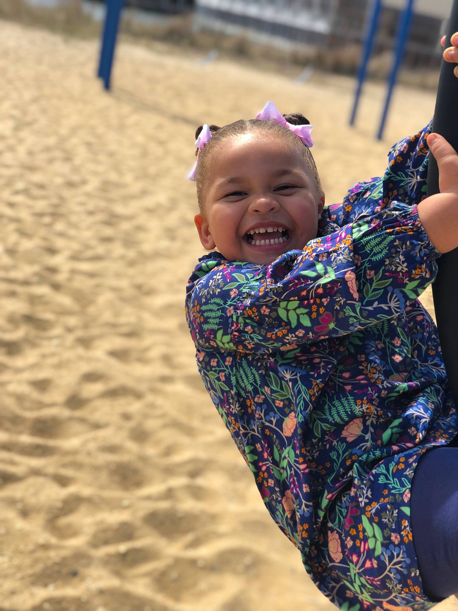 Jaylianie is registered to the contest to win money with this photo: adaptation, baby, body_of_water, child, eye, fun, happy, joy, landscape, leisure, mammal, natural_environment, people_in_nature, person, recreation, sand, skin, smile, standing, toddler
