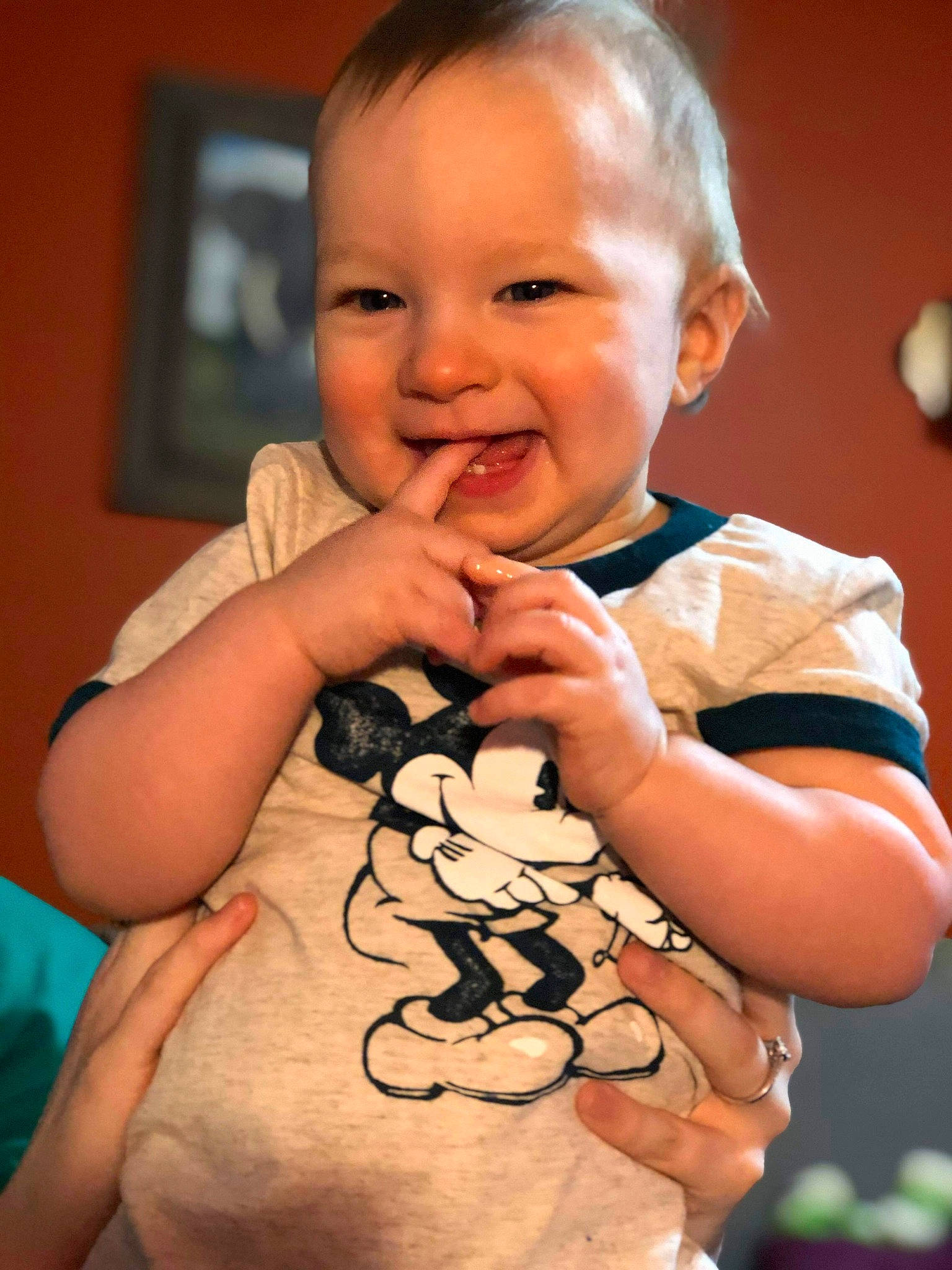Kylo is registered to the contest to win money with this photo: arm, baby, cheek, child, finger, hand, happy, joy, person, skin, smile, thumb, toddler