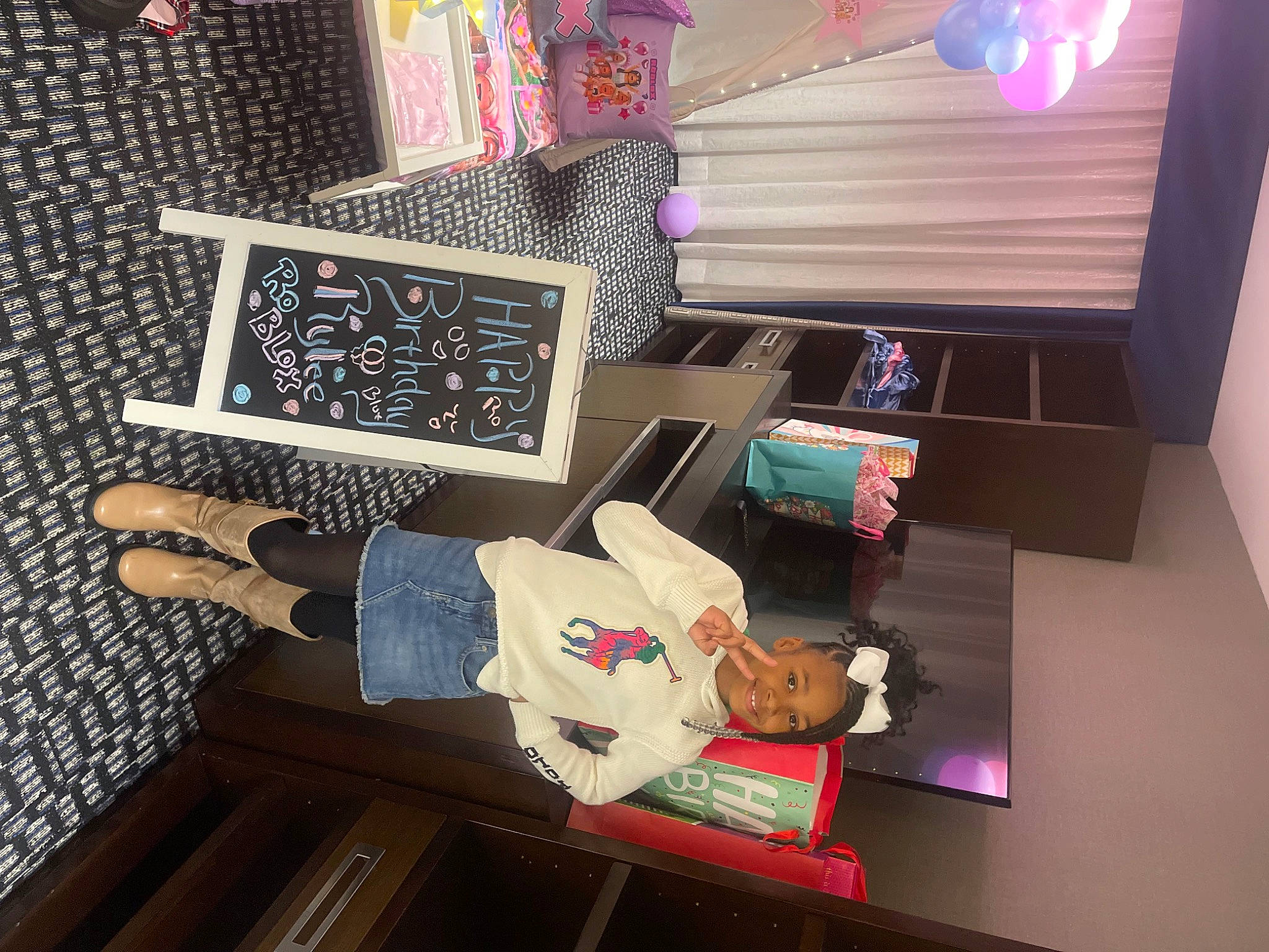 Rylee is registered to the contest to win money with this photo: art, artist, audio_equipment, display_device, electronic_instrument, fashion, flooring, font, fun, house, interior_design, joy, machine, magenta, metal, person, room, space, t_shirt, table