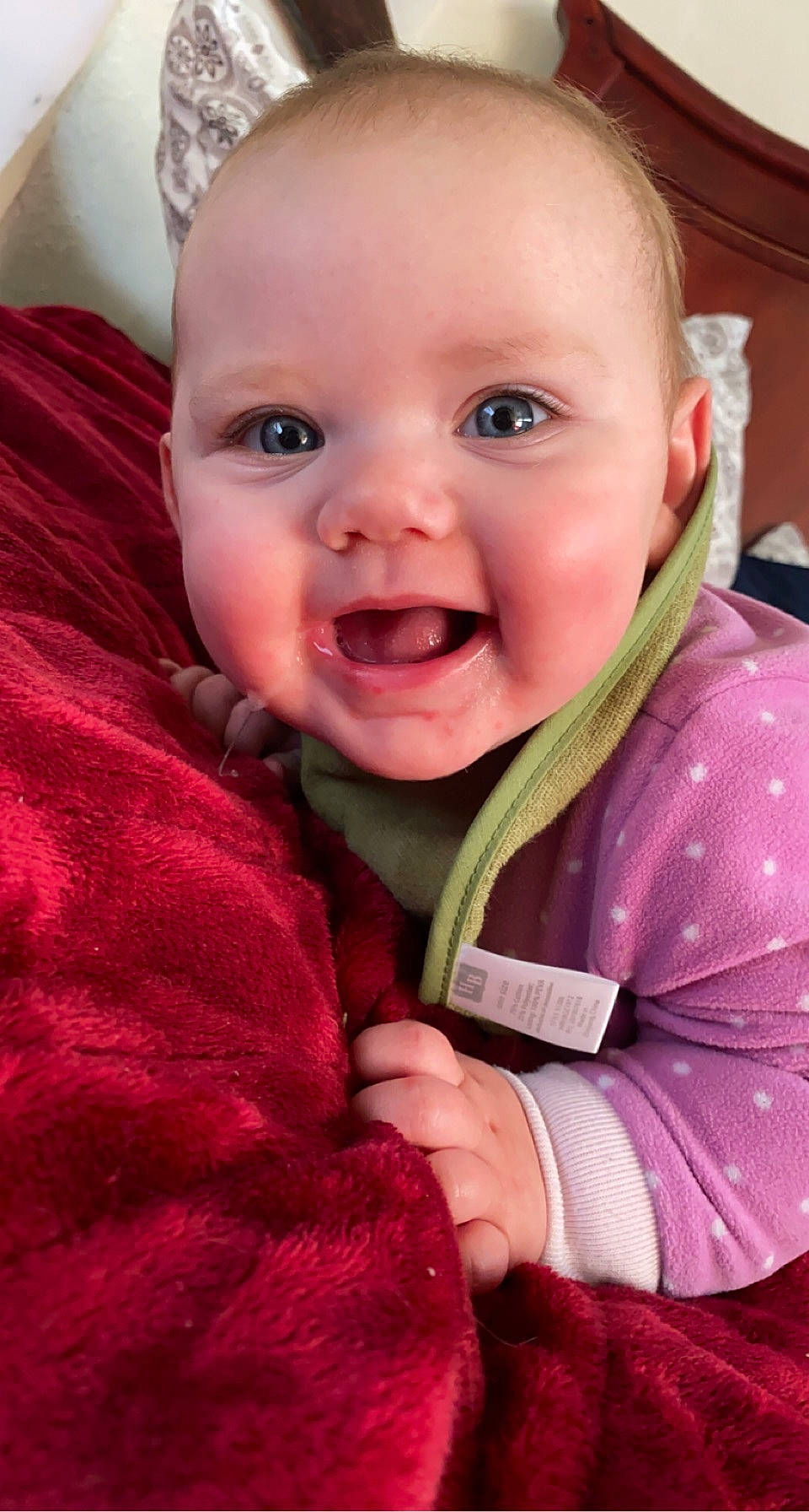 Blakeleigh is registered to the contest to win money with this photo: baby, baby_toddler_clothing, cheek, chin, facial_expression, fun, gesture, happy, head, iris, lip, magenta, mouth, nose, person, pink, skin, sleeve, smile, toddler