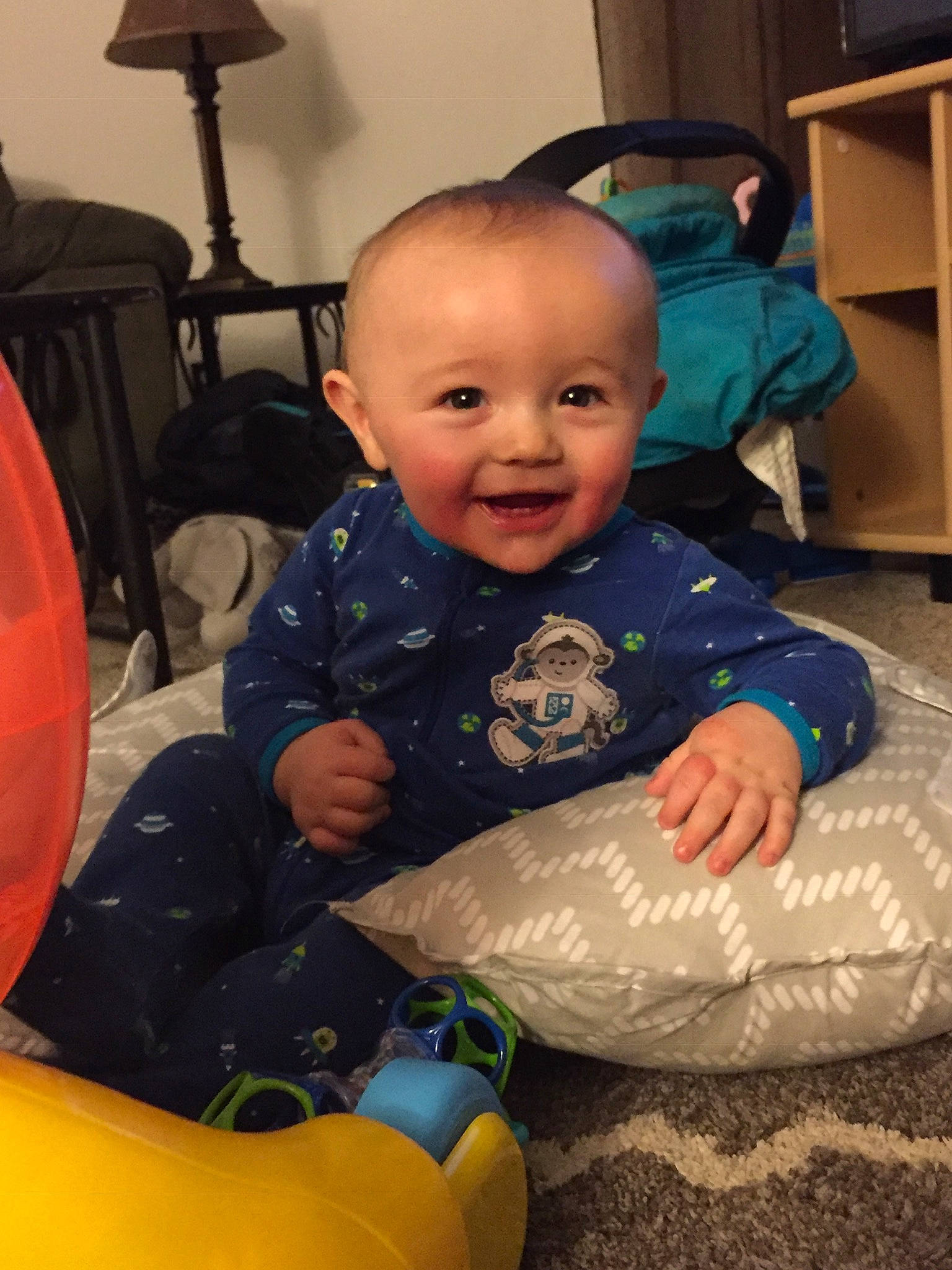 Aleksander is registered to the contest to win money with this photo: baby, child, person, play, sitting, skin, toddler