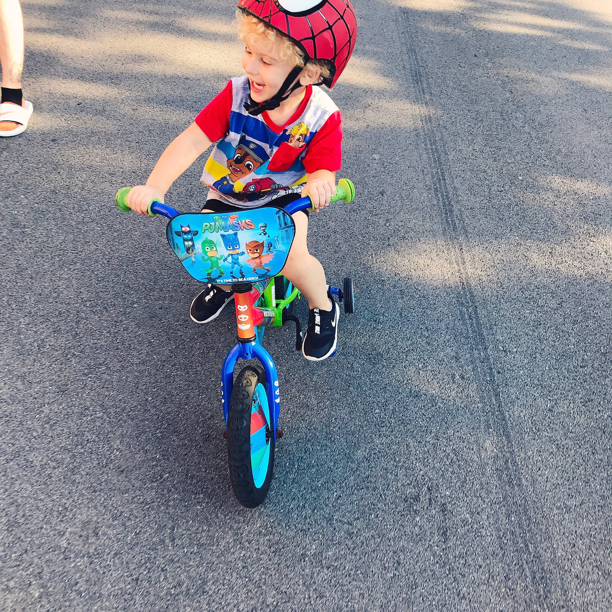 Keon joined the competition — help win amazing prizes! auto_part, automotive_wheel_system, bicycle, bicycle_accessory, bicycle_pedal, bicycle_wheel, child, cycling, helmet, land_vehicle, person, recreation, sports_equipment, toddler, training_wheels, tricycle, vehicle, wheel