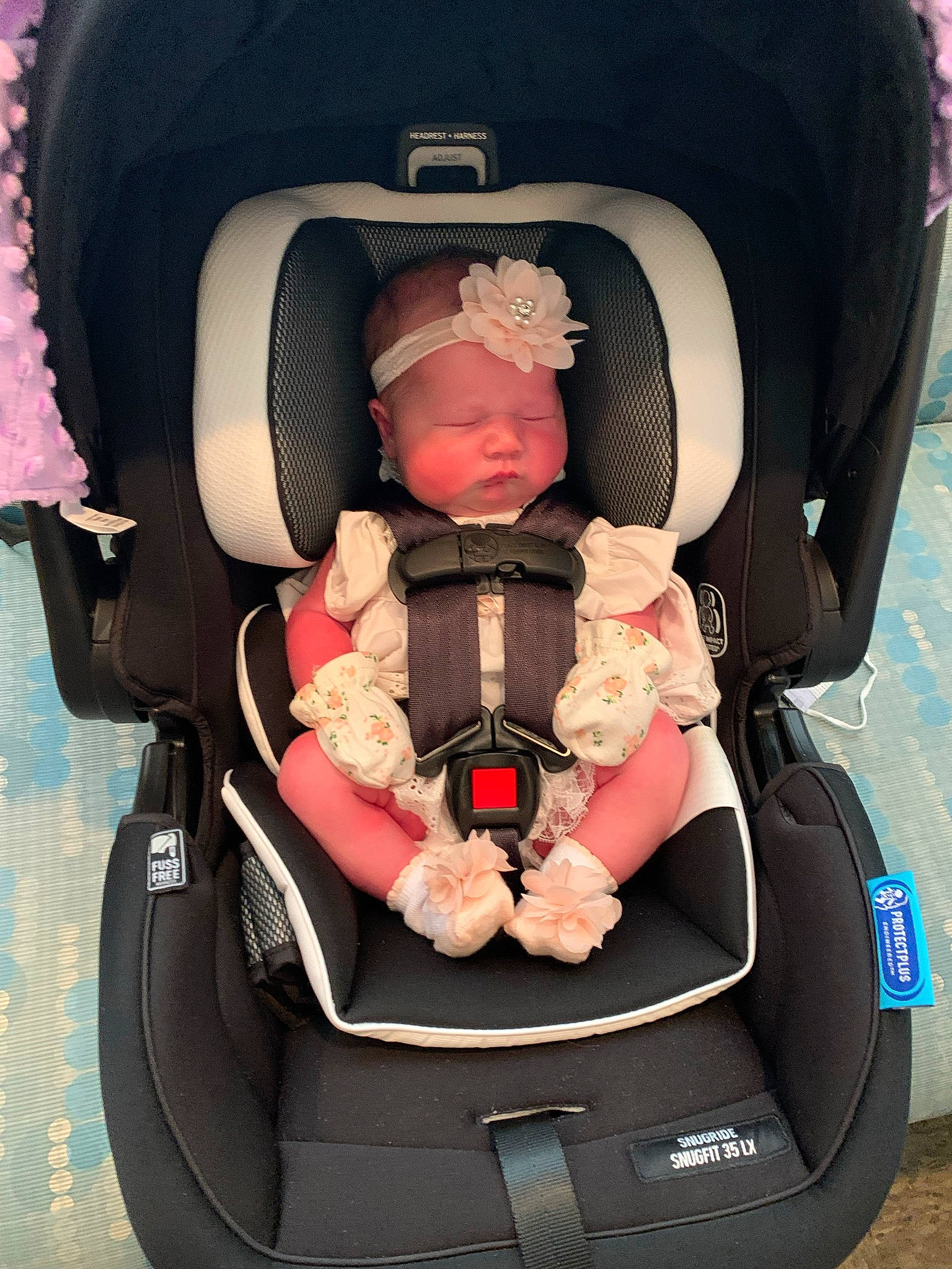 Anniston joined the competition — help win amazing prizes! auto_part, automotive_design, baby, baby_carriage, baby_in_car_seat, baby_products, baby_safety, bag, car_seat, car_seat_cover, child, comfort, head_restraint, headwear, mode_of_transport, motor_vehicle, person, product, seat_belt, sitting