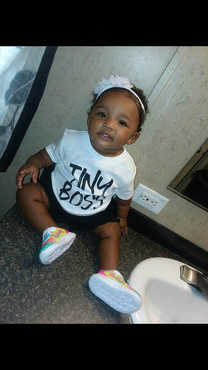 Zaida joined the competition — help win amazing prizes! child, cool, day, finger, hand, image, photograph, photography, snapshot, toddler, white