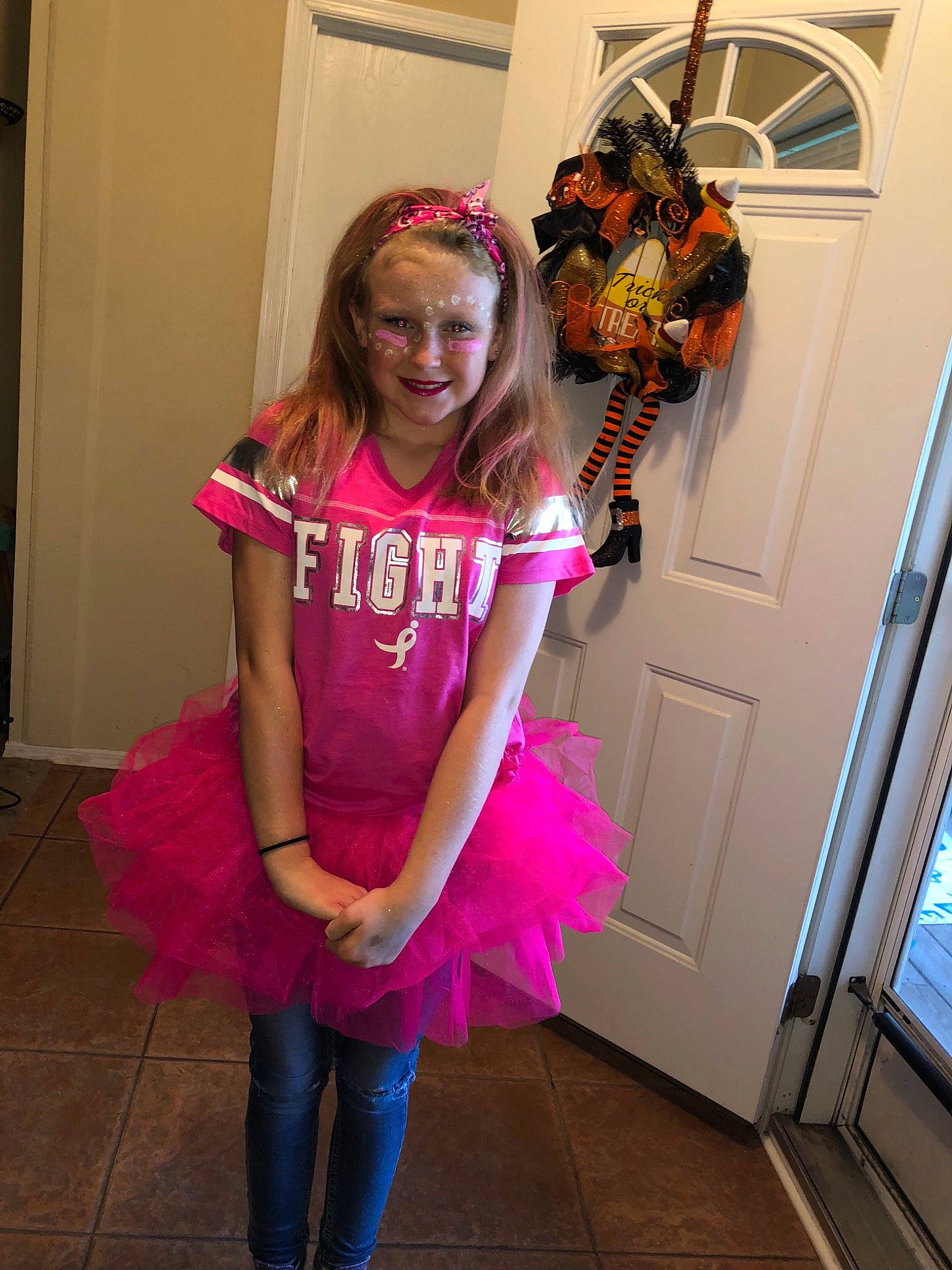 Regan is registered to the contest to win money with this photo: ballet_tutu, clothing, cosplay, costume, hair_coloring, joy, magenta, person, pink