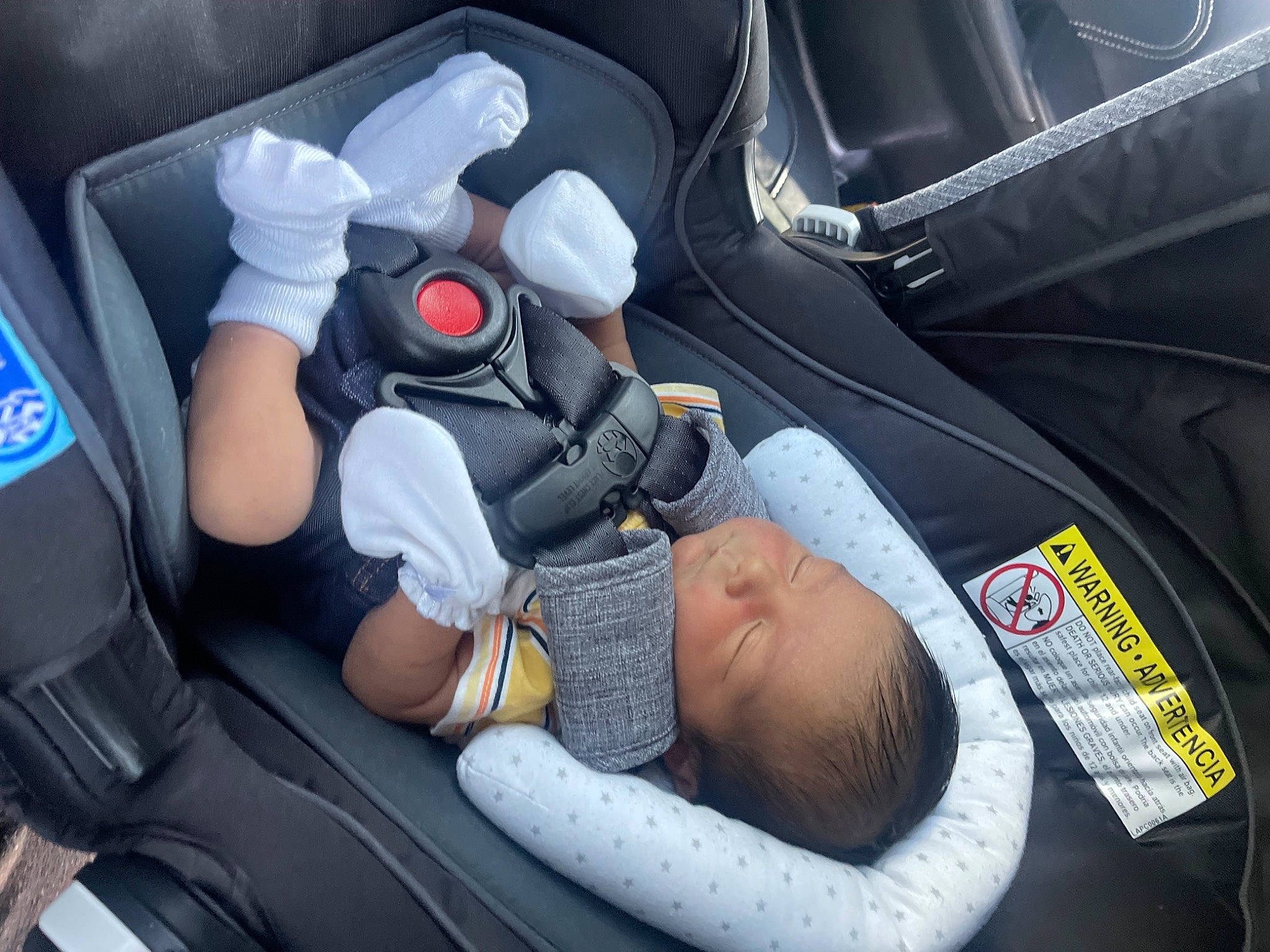 Adrian is registered to the contest to win money with this photo: auto_part, automotive_design, automotive_exterior, automotive_wheel_system, baby_in_car_seat, car, car_seat, car_seat_cover, comfort, family_car, head_restraint, luxury_vehicle, motor_vehicle, person, personal_luxury_car, personal_protective_equipment, product, service, toddler, vehicle