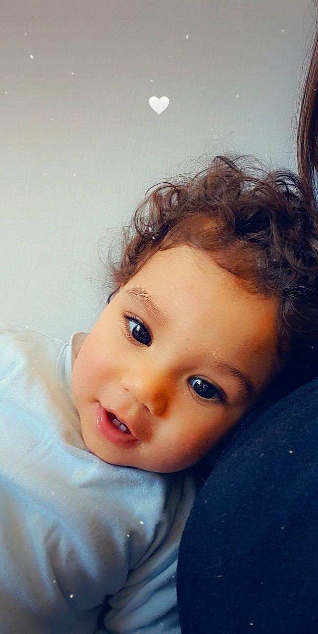 Aliyah a rejoint le concours — aidez-le/la à gagner de superbes lots ! baby, cheek, child, child_model, electric_blue, eyelash, flash_photography, happy, iris, jaw, lip, no_expression, nose, person, portrait, portrait_photography, skin, smile, toddler