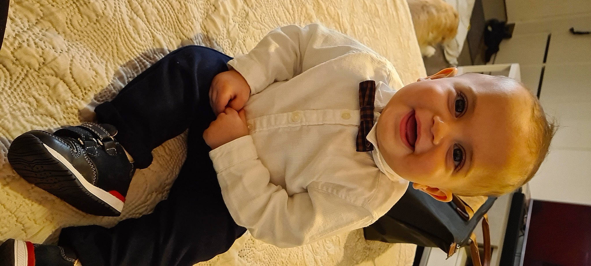 Lizandro a rejoint le concours — aidez-le/la à gagner de superbes lots ! arm, baby, baby_toddler_clothing, cheek, child, comfort, eye, facial_expression, happy, head, human_body, joint, joy, mouth, nose, outerwear, person, product, skin, sleeve