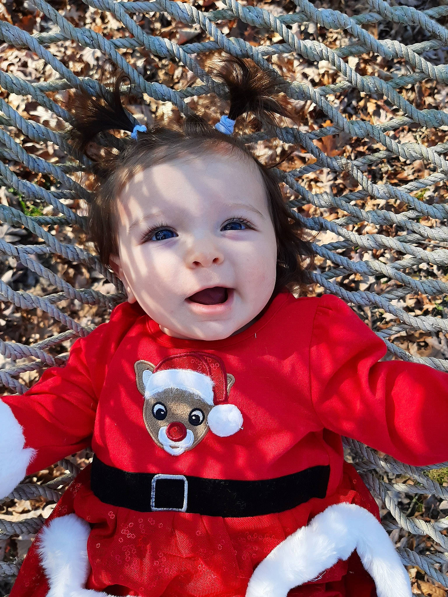Allura is registered to the contest to win money with this photo: child, christmas, person, red, toddler
