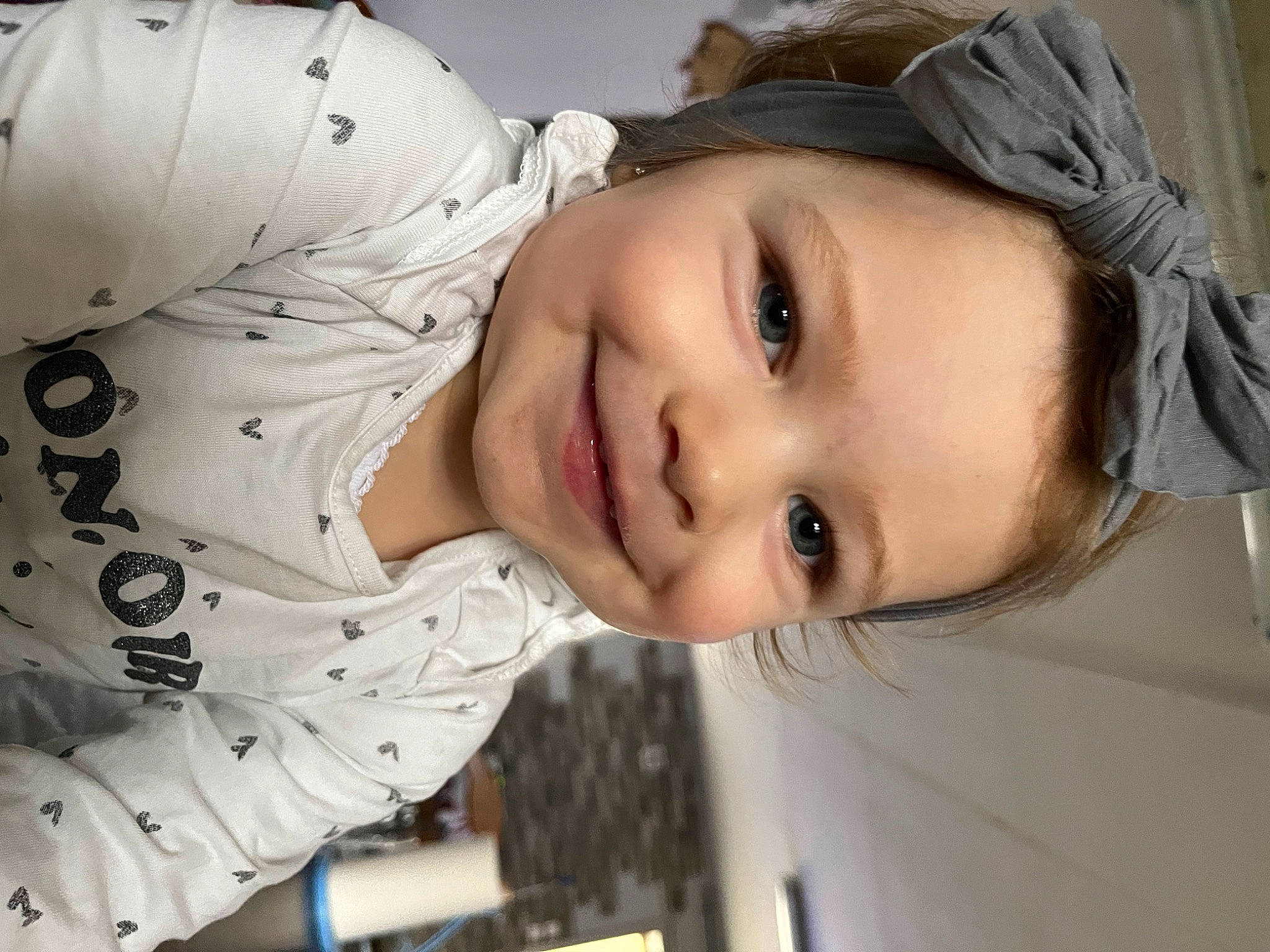 Lyana participe au concours pour gagner de l'argent avec cette photo : black_hair, cheek, child, chin, cool, eyebrow, eyelash, flash_photography, forehead, happy, hat, iris, jaw, joy, lip, mouth, neck, nose, person, plant