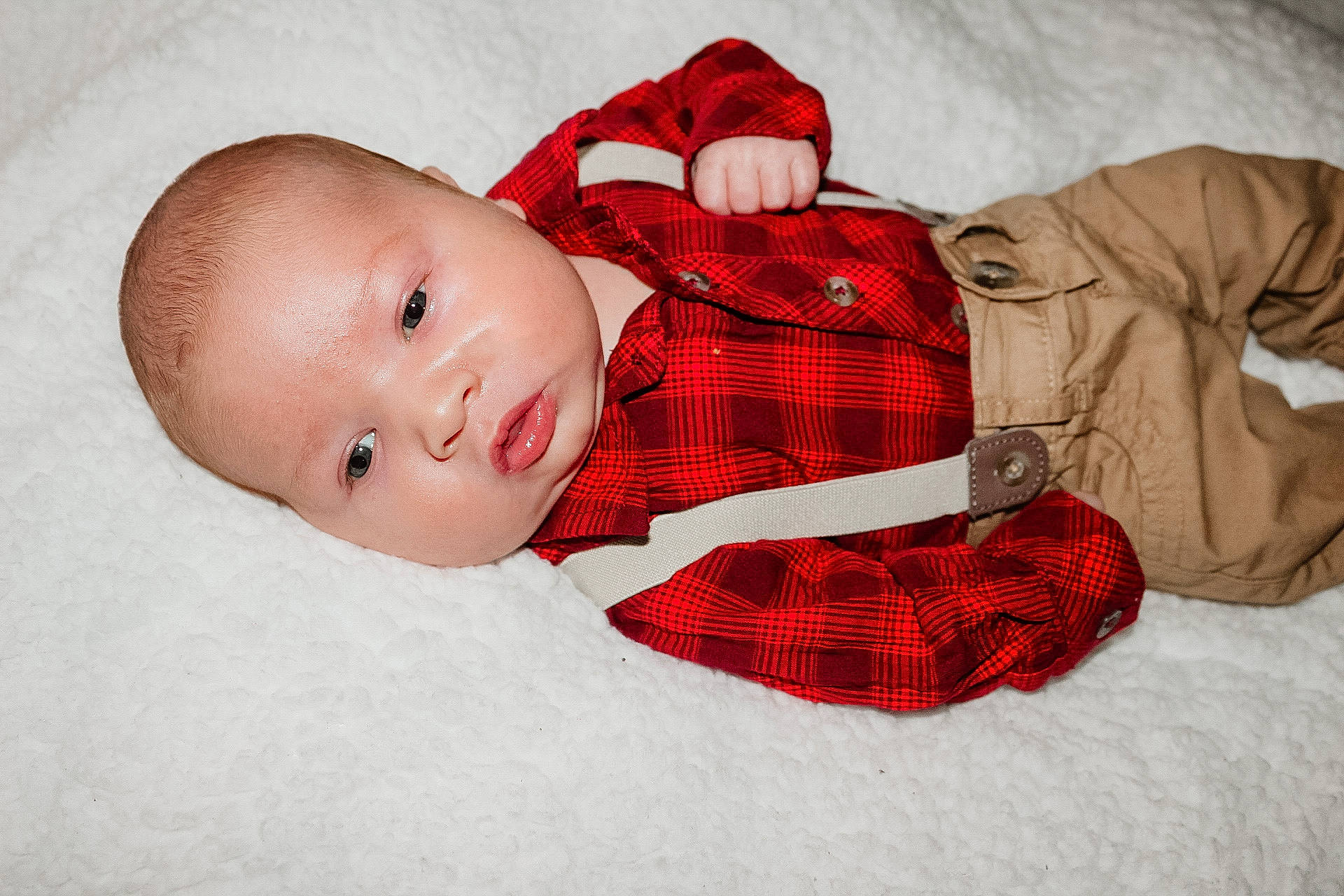 William Oliver Shane is registered to the contest to win money with this photo: baby, baby_toddler_clothing, carmine, child, collar, comfort, human_body, linens, pattern, person, plaid, portrait_photography, sitting, sleeve, tartan, textile, toddler, wood