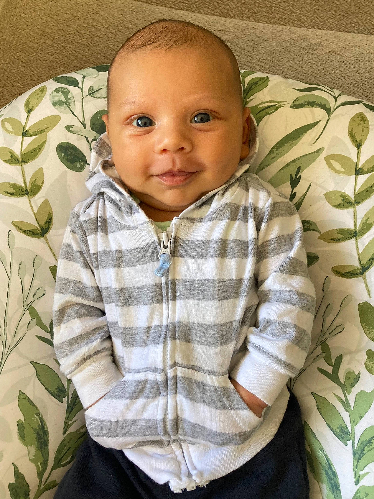 Luca is registered to the contest to win money with this photo: baby, baby_toddler_clothing, cheek, child, collar, comfort, dress_shirt, eye, grass, head, iris, lip, neck, nose, pattern, person, skin, sleeve, smile, standing