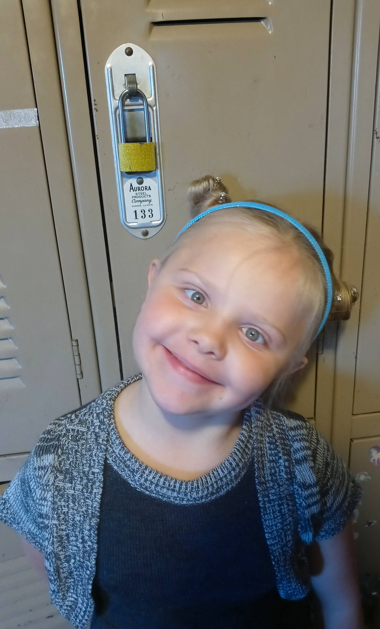 Margaret is registered to the contest to win money with this photo: baby, blond, cheek, child, chin, door_handle, ear, face, hair, head, joy, nose, person, skin, smile, toddler, vacation