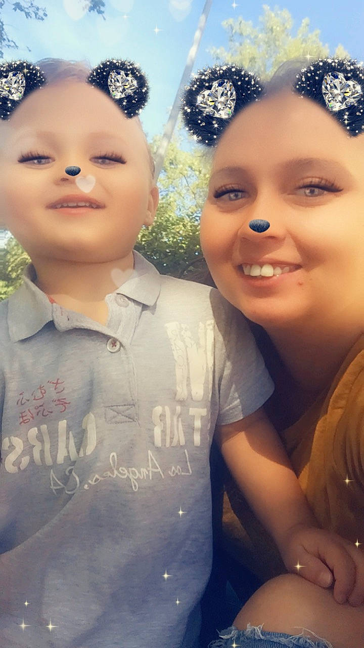 Martin a rejoint le concours — aidez-le/la à gagner de superbes lots ! cheek, child, eyebrow, face, facial_expression, forehead, friendship, fun, hair_accessory, happy, head, headgear, headpiece, headwear, joy, lip, nose, people, person, photography