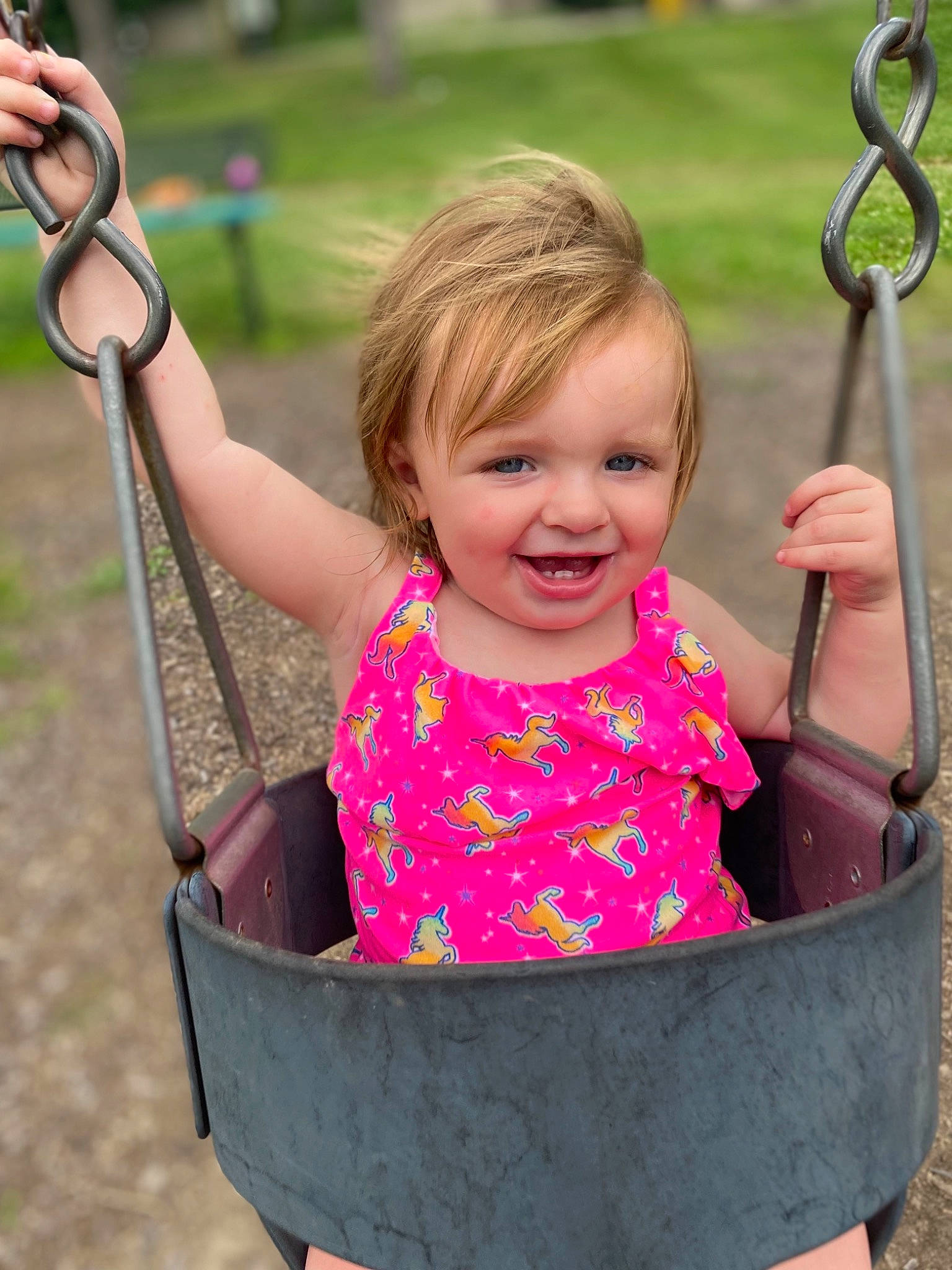 Scarlett joined the competition — help win amazing prizes! arm, blue, cheek, chin, eye, facial_expression, green, hairstyle, hand, head, human, joy, leaf, organ, people_in_nature, person, photograph, product, skin, smile