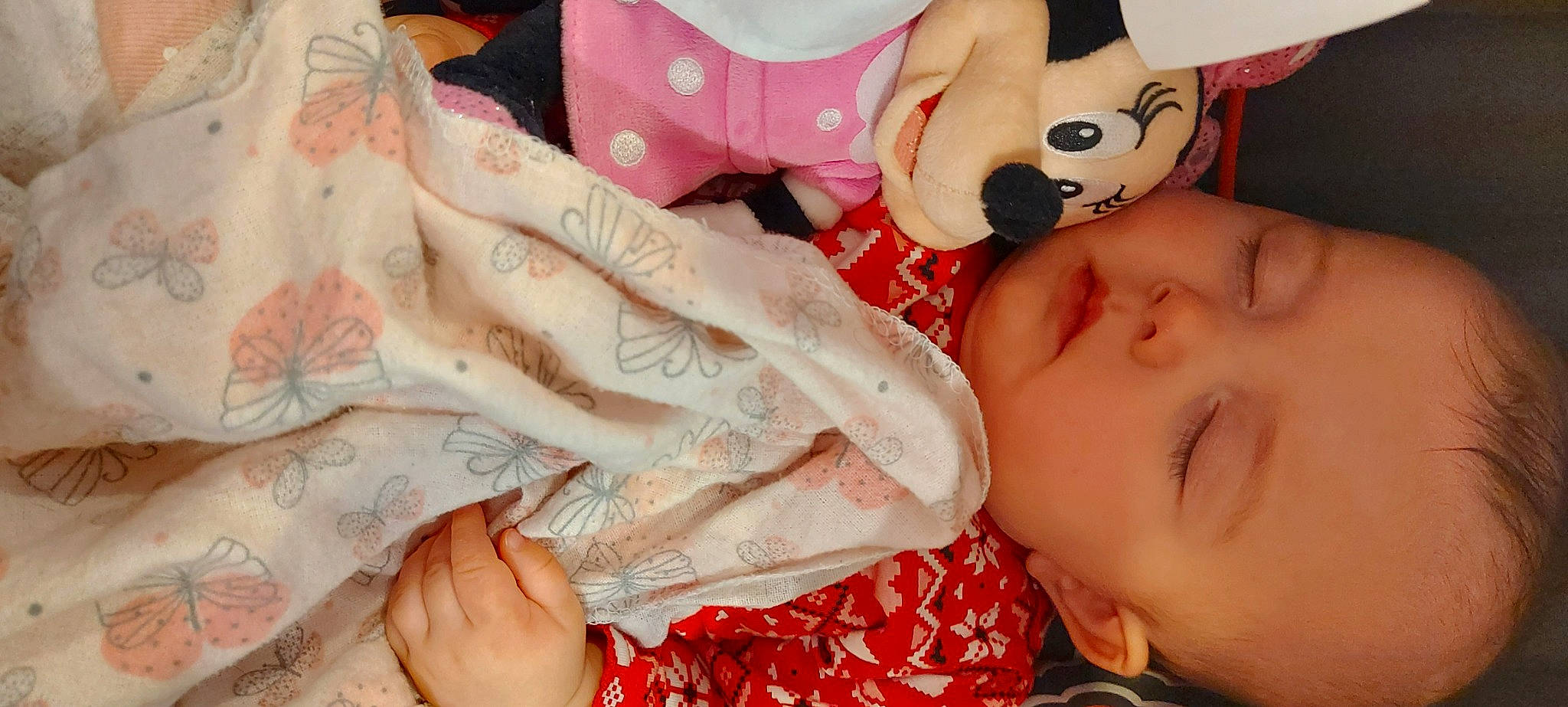 Malia is registered to the contest to win money with this photo: baby_toddler_clothing, cheek, eye, eyelash, finger, gesture, hand, happy, headgear, human, lip, mouth, nail, nose, organ, people, person, pink, skin, textile