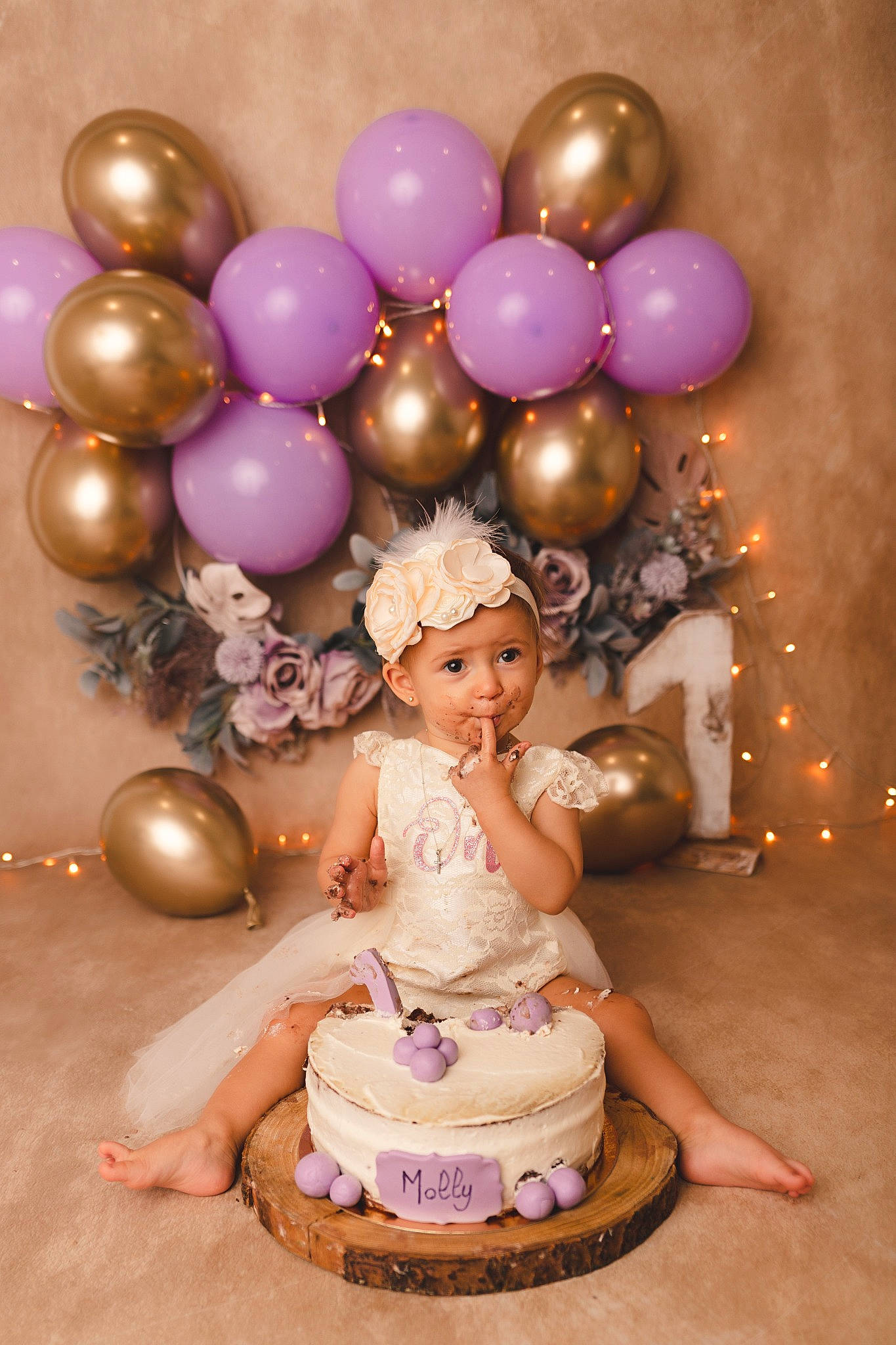 Molly participe au concours pour gagner de l'argent avec cette photo : balloon, birthday, cake_decorating, dress, entertainment, event, fun, happy, hat, headpiece, headwear, interior_design, magenta, party, party_supply, person, pink, purple, sugar_cake, sweetness