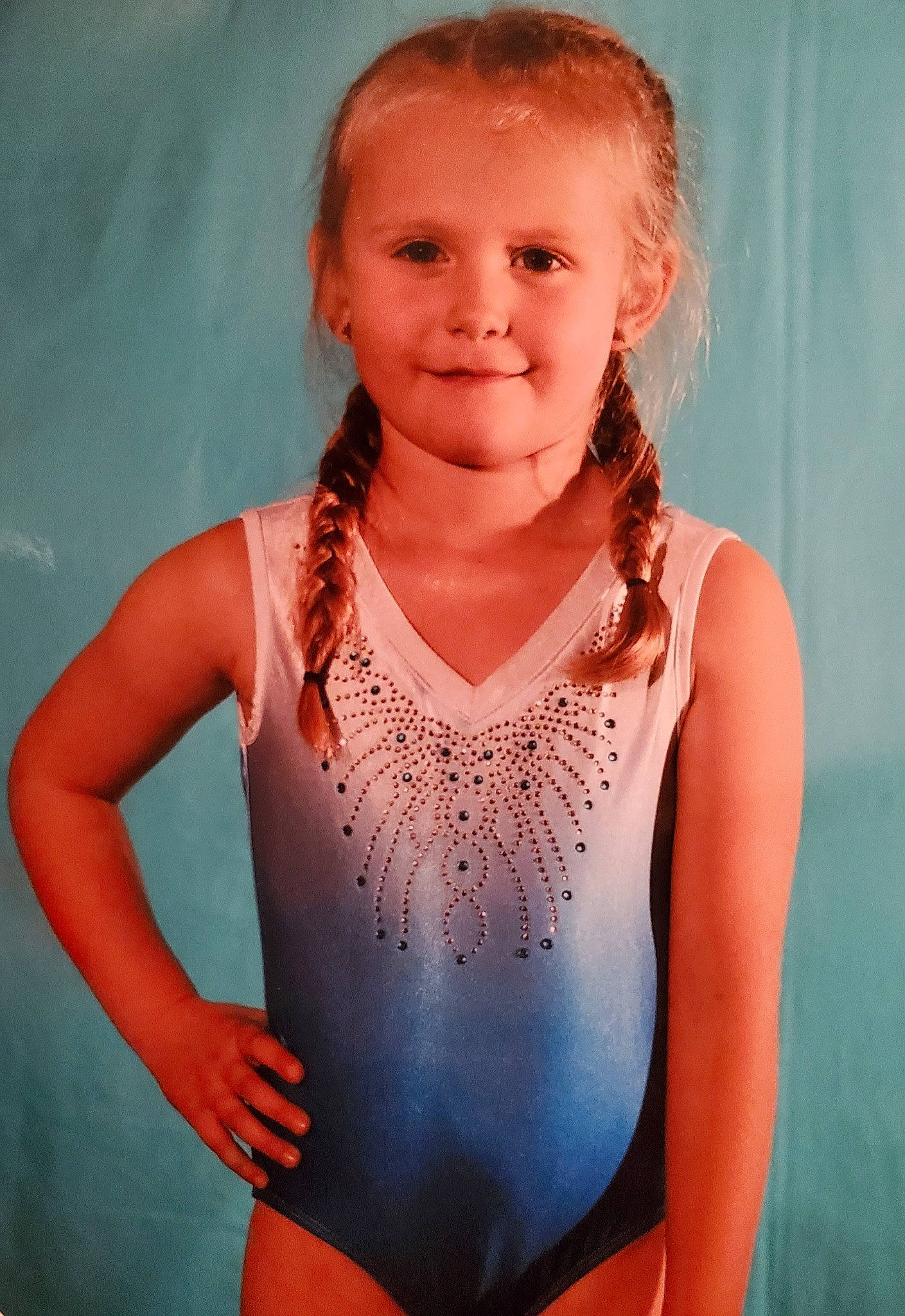 Emma participe au concours pour gagner de l'argent avec cette photo : chest, flash_photography, human_body, joint, joy, leotard, lingerie_top, lip, muscle, neck, one_piece_swimsuit, organ, person, shoulder, smile, standing, swimwear, textile, thigh, trunk