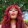Lola K.