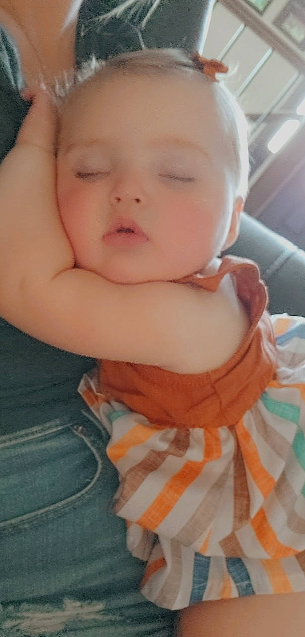 Willow is registered to the contest to win money with this photo: baby, baby_toddler_clothing, cheek, chest, child, elbow, eyelash, finger, fun, happy, lip, mouth, nail, nose, person, skin, sleeve, stomach, thumb, toddler