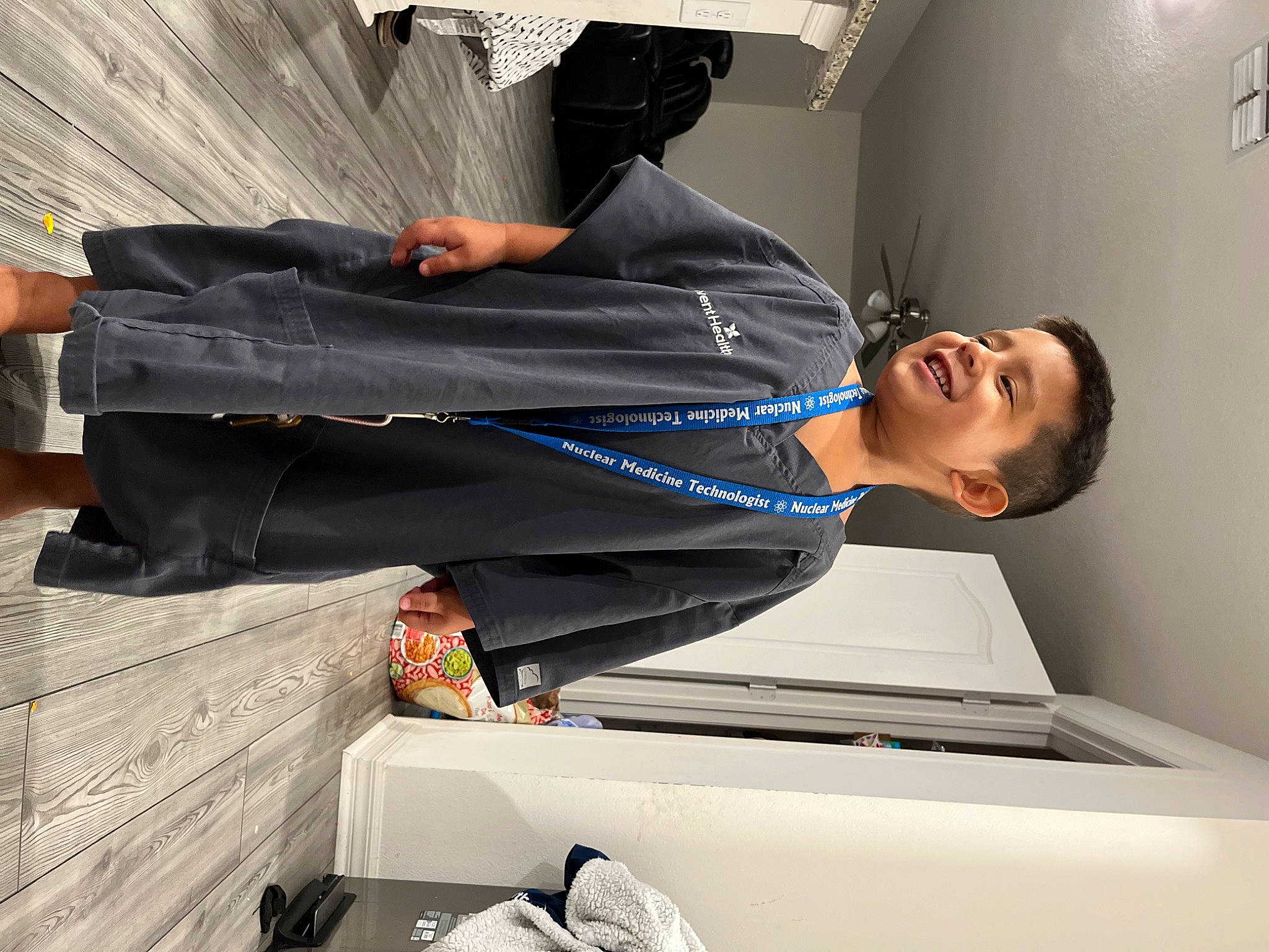 Lorenzo is registered to the contest to win money with this photo: automotive_design, cleanliness, comfort, denim, elbow, electric_blue, human_leg, joy, machine, person, room, sitting, sleeve, street_fashion, waist