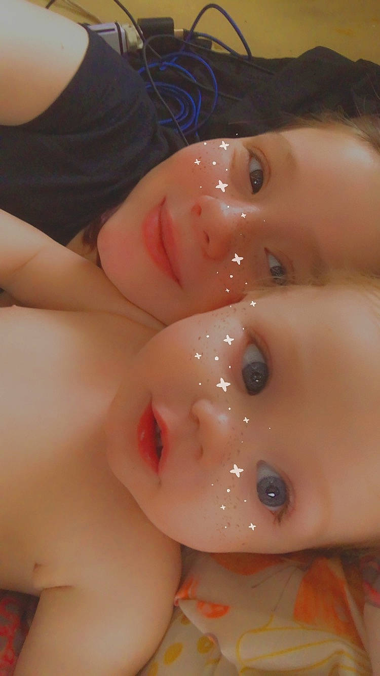 Atlas is registered to the contest to win money with this photo: abdomen, arm, cheek, chest, child, chin, ear, eye, eyebrow, eyelash, facial_expression, hand, human_body, joy, lip, mouth, nail, neck, nose, person