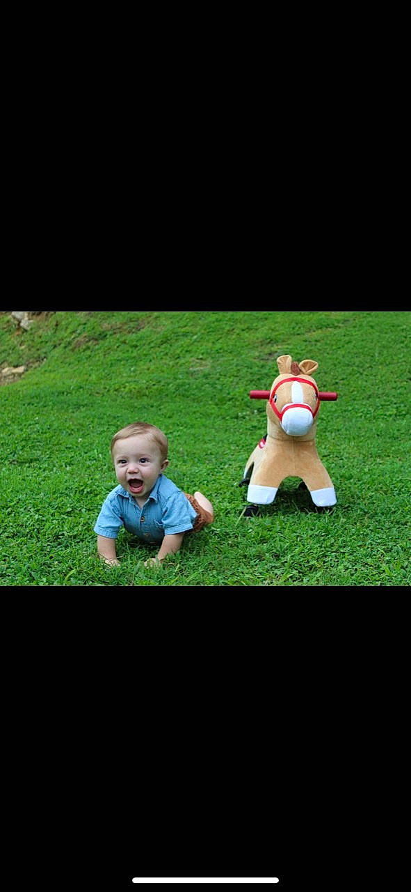 Gunnar is registered to the contest to win money with this photo: baby, baby_toddler_clothing, child, flooring, fun, garden, grass, grassland, happy, lawn, lawn_ornament, leisure, people_in_nature, person, plant, play, recreation, sitting, toddler, toy