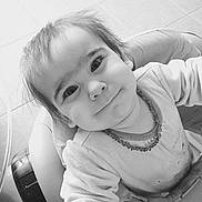 Lily participe au concours pour gagner de l'argent avec cette photo :