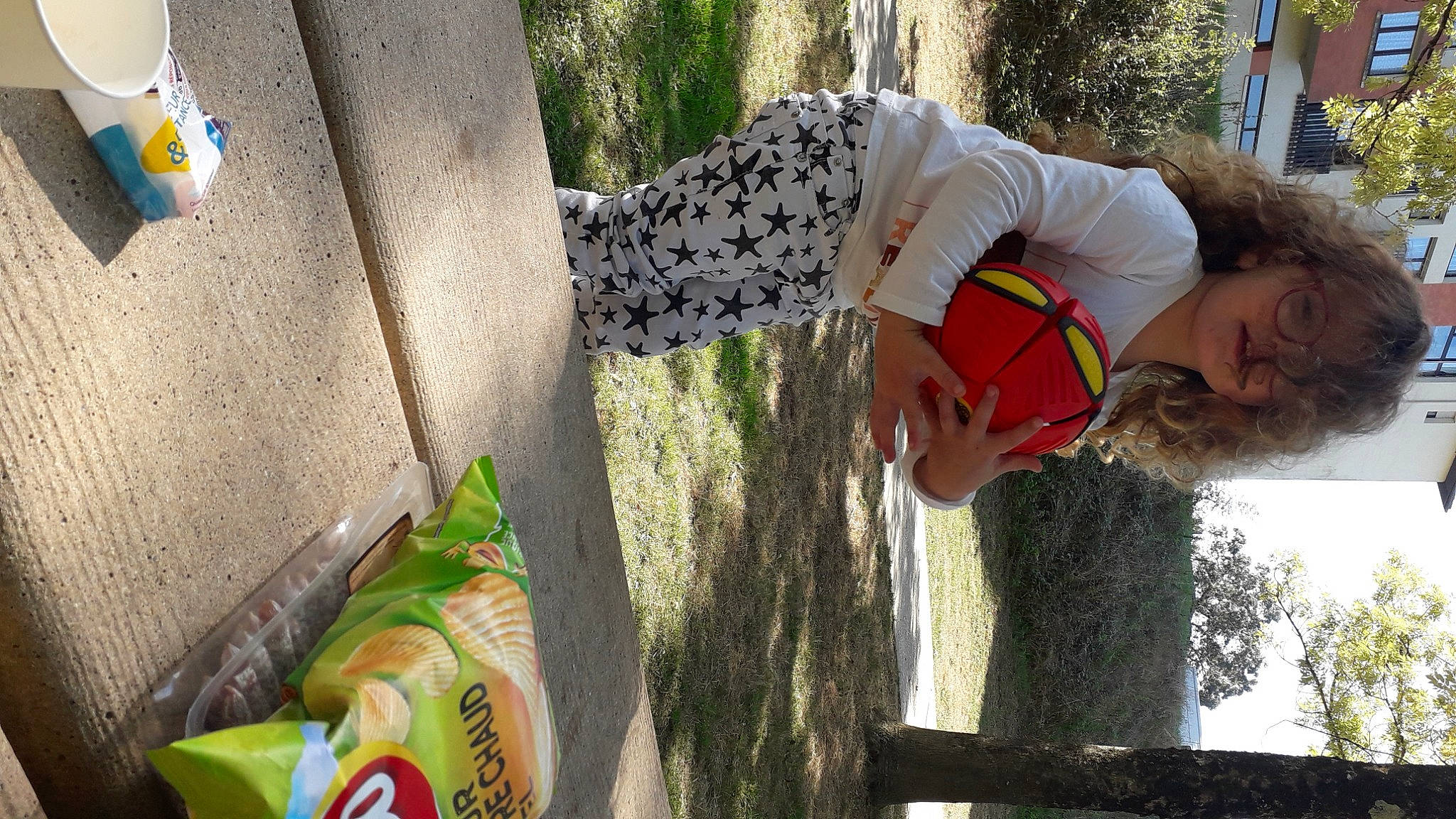 Leonie participe au concours pour gagner de l'argent avec cette photo : adaptation, person, plant, tree