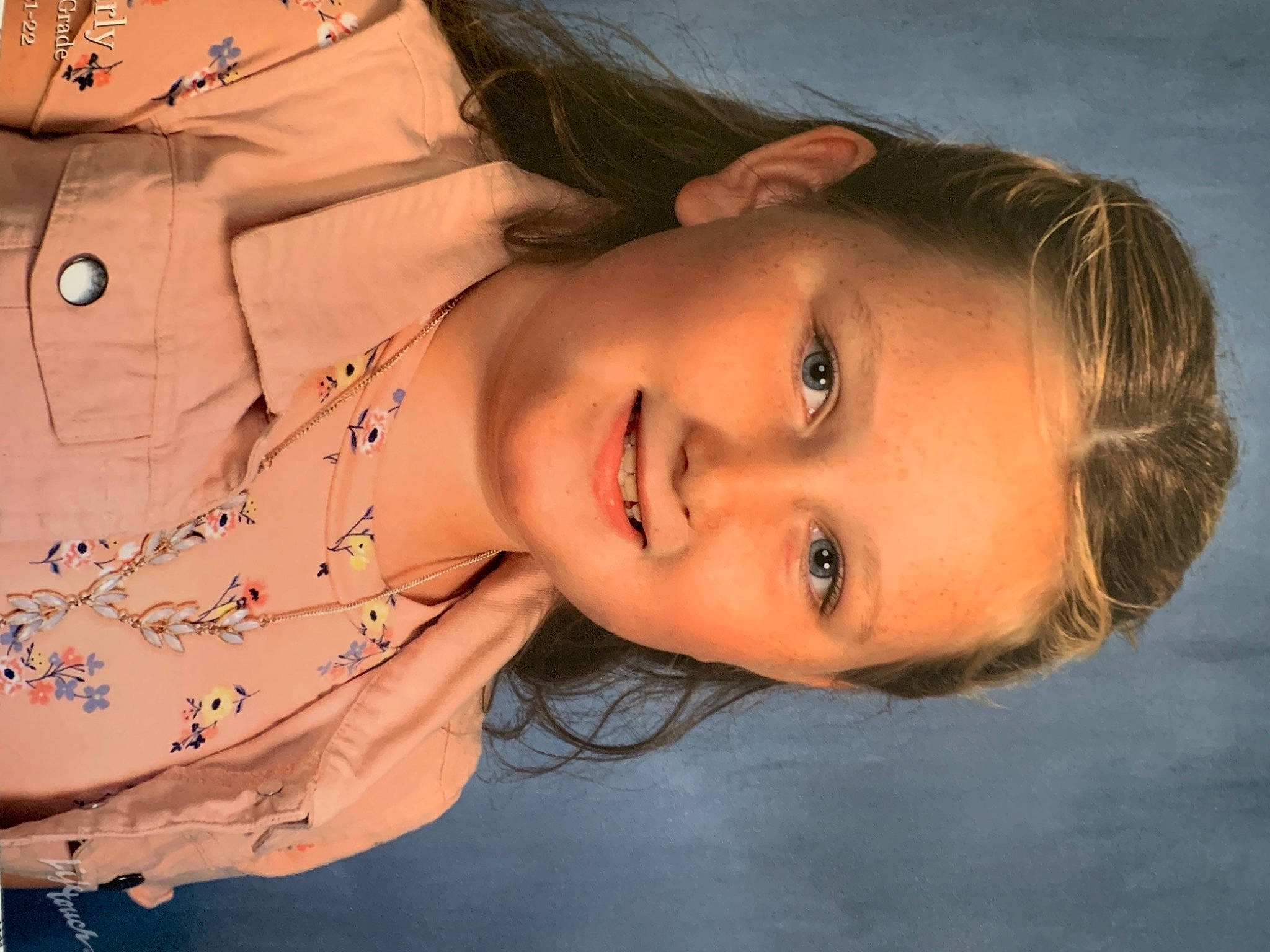 Carly is registered to the contest to win money with this photo: cheek, chin, eye, eyebrow, eyelash, face, facial_expression, flash_photography, hair, hairstyle, head, human, iris, joy, lip, mouth, neck, nose, person, skin