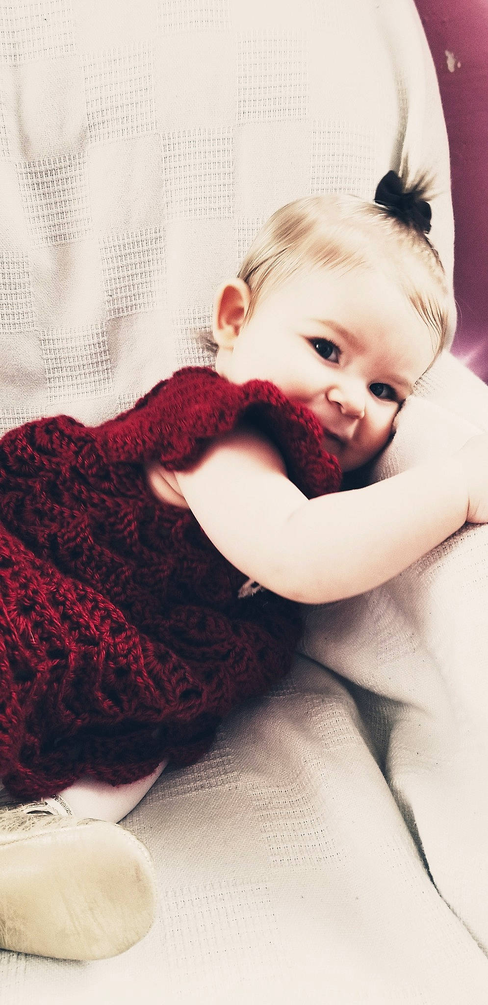 Serenity is registered to the contest to win money with this photo: beauty, child, fur, girl, human_hair_color, lip, model, neck, person, photo_shoot