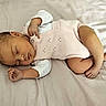 Lyciana a rejoint le concours — aidez-le/la à gagner de superbes lots ! baby, sleeping, infant, romper, clothing, bed, blanket, soft, peaceful, cute, child, newborn, skin, hand, foot, face, rest, indoors, relaxation, portrait