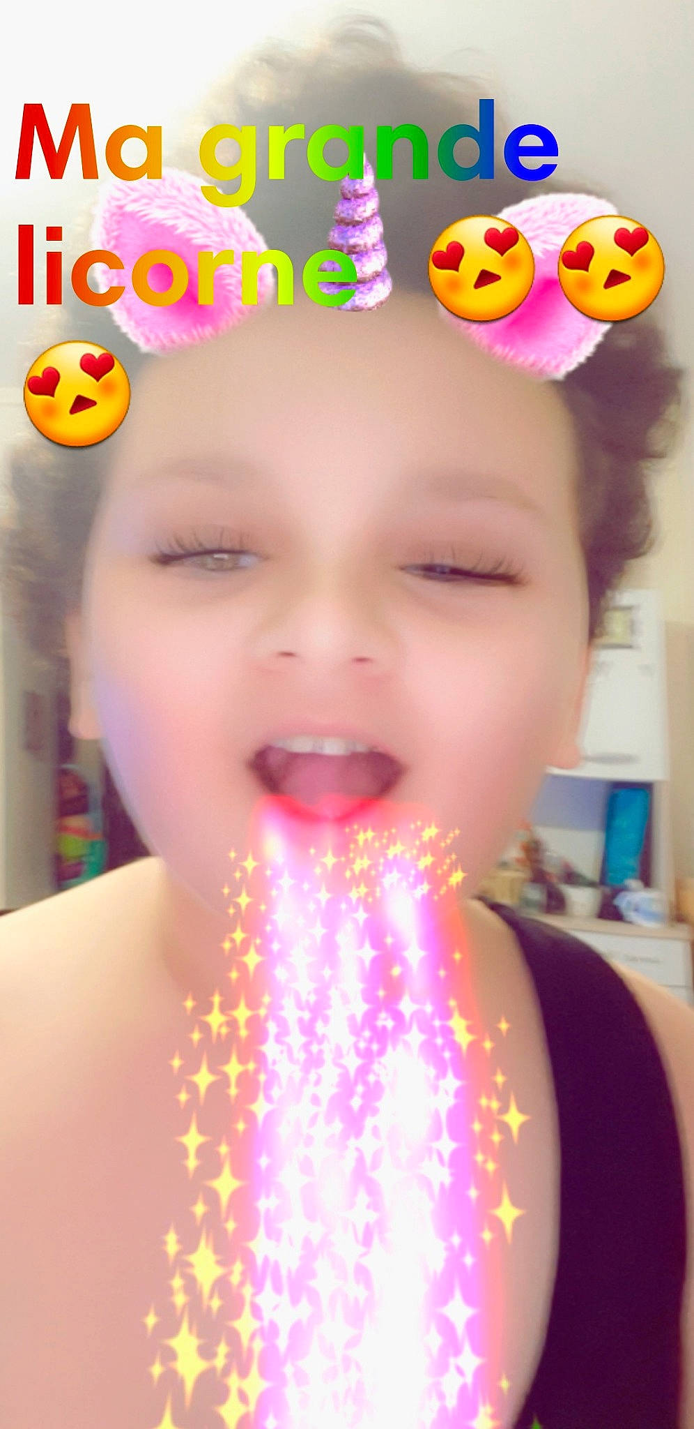 Louise participe au concours pour gagner de l'argent avec cette photo : beauty, cheek, child, chin, eye, eyelash, face, forehead, girl, hair_coloring, happiness, head, lip, magenta, mouth, nose, person, pink, skin, smile