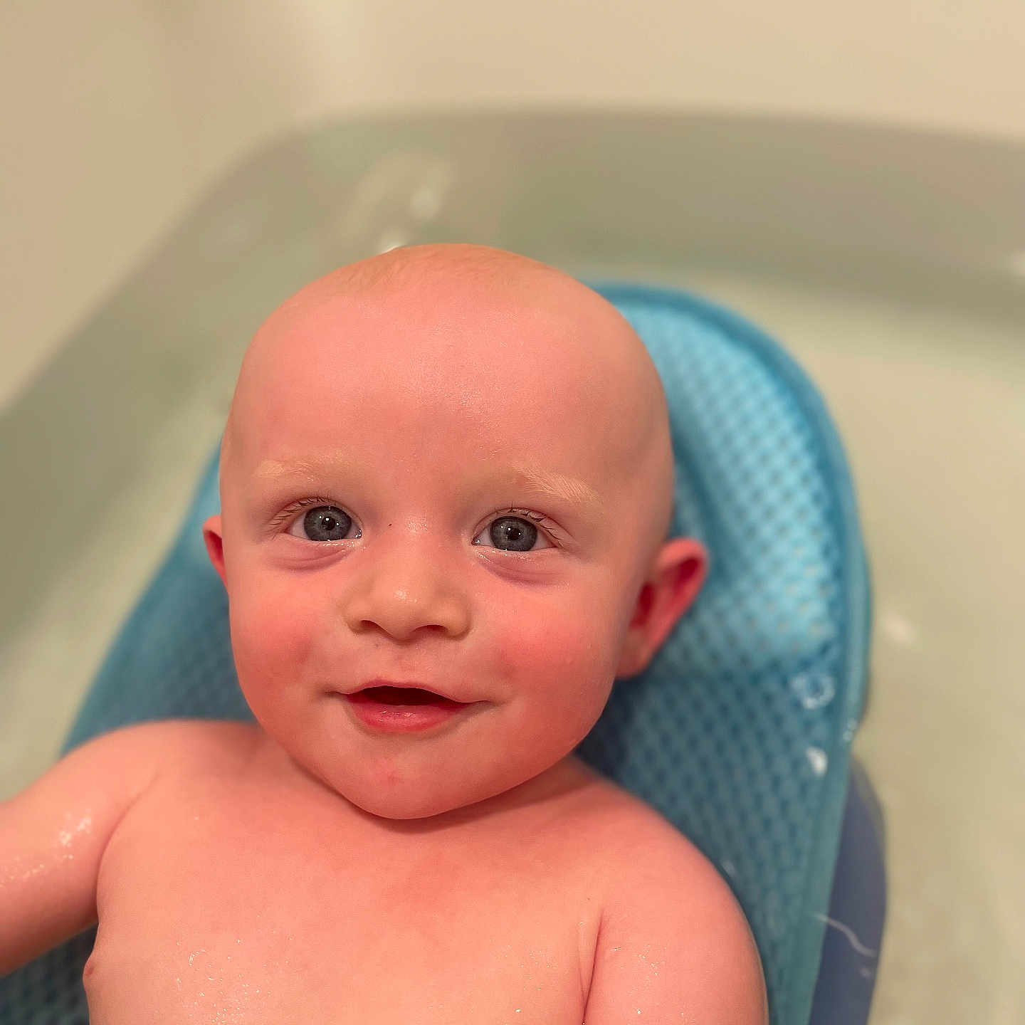 Charlie is registered to the contest to win money with this photo: baby, babylaughing, bathing, bathtub, bodypart, face, finger, hand, happy, head, laughing, leisureactivities, mouth, newborn, person, photography, portrait, smile, teeth, tub
