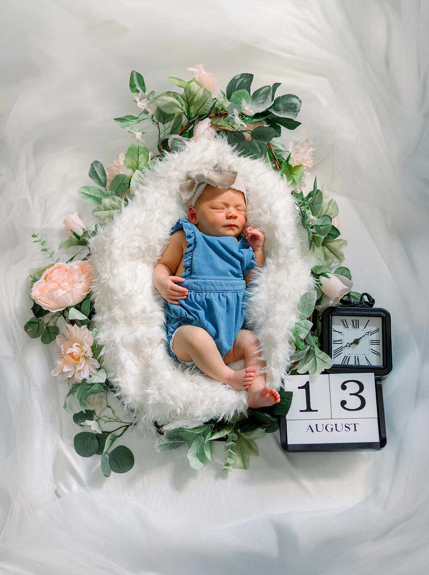 Rosie-Araya joined the competition — help win amazing prizes! august, baby, blue_outfit, bow, cute, date_block, decor, fluffy_blanket, green_leaves, headband, indoor, infant, newborn, peaceful, pink_flowers, portrait, resting, sleeping, soft_light, vintage_clock