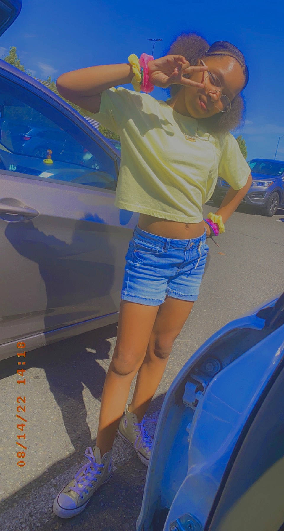 Iyanna is registered to the contest to win money with this photo: automotive_design, automotive_exterior, automotive_lighting, azure, blue, bumper, car, electric_blue, hood, knee, leg, motor_vehicle, person, personal_luxury_car, shorts, t_shirt, thigh, tints_and_shades, vehicle, vehicle_door