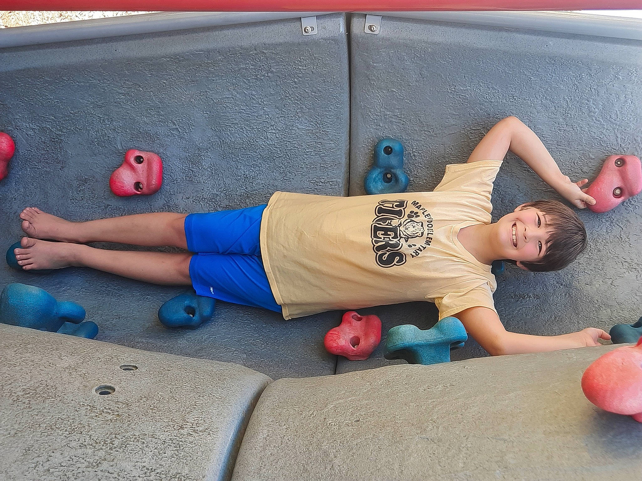 Brayden is registered to the contest to win money with this photo: automotive_design, ball, comfort, denim, dress, floor, footwear, jeans, joint, joy, knee, leg, leisure, person, shoe, shoulder, sneakers, sportswear, sunglasses, t_shirt