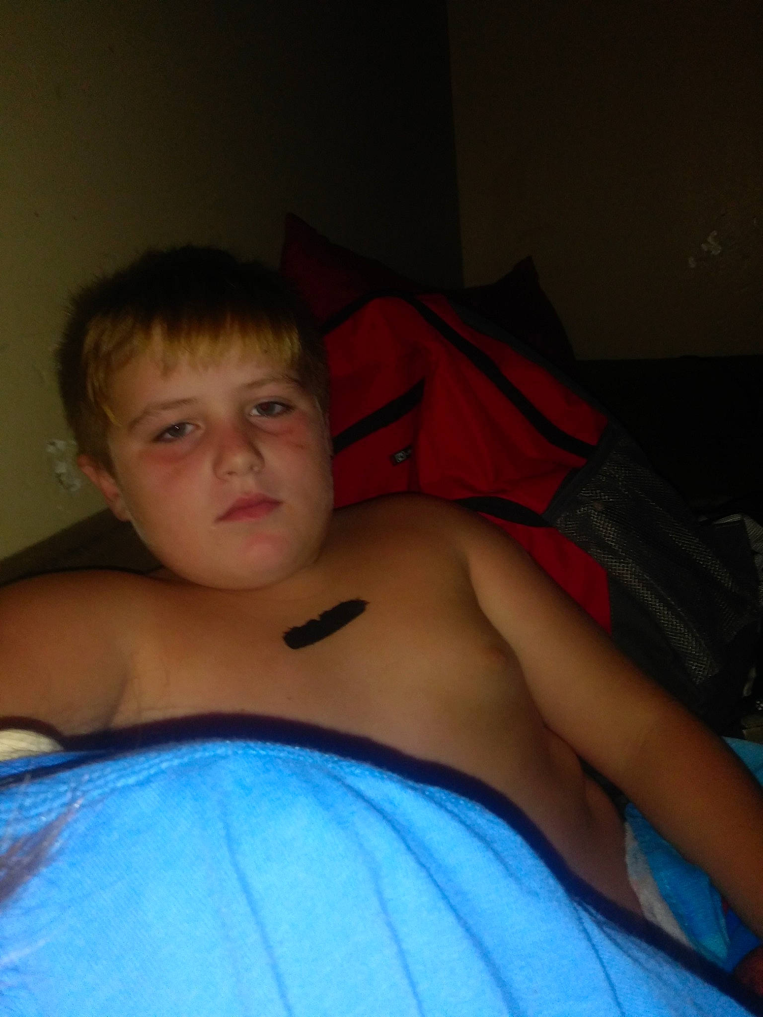 Kevin is registered to the contest to win money with this photo: abdomen, arm, black_hair, cheek, chest, child, elbow, eye, flesh, fun, human_body, joint, male, mouth, muscle, neck, person, photography, shoulder, skin