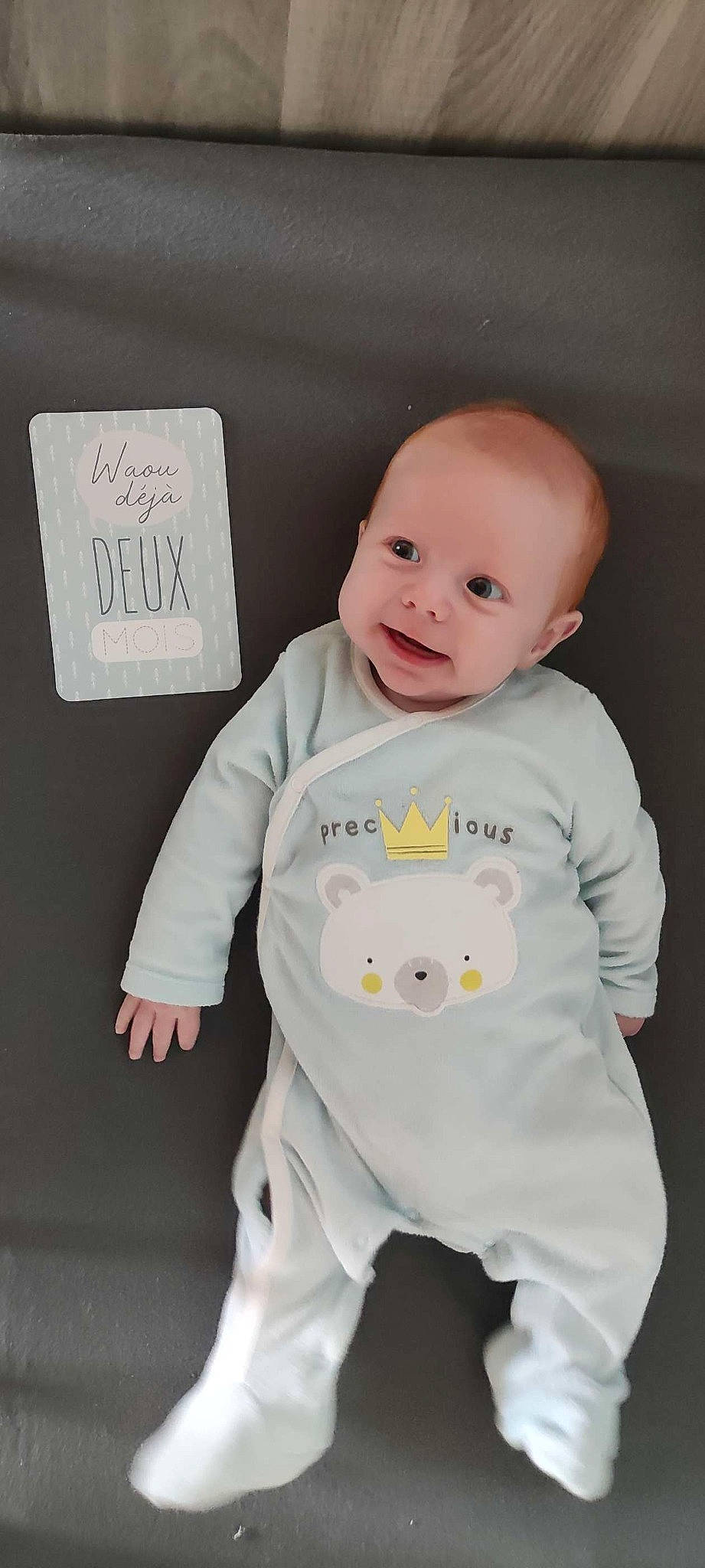 Andrew a rejoint le concours — aidez-le/la à gagner de superbes lots ! baby, baby_products, baby_safety, baby_toddler_clothing, cheek, child, face, font, grey, happy, humour, long_sleeved_t_shirt, person, pink, product, skin, sleeve, smile, t_shirt, toddler