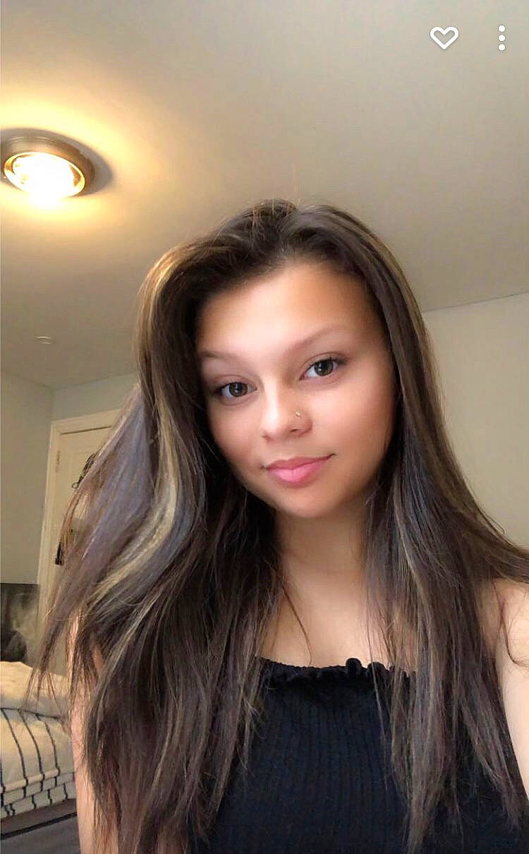 Jade is registered to the contest to win money with this photo: black_hair, cheek, eye, eyebrow, eyelash, fashion_model, flash_photography, forehead, hairstyle, happy, jaw, jewellery, joy, layered_hair, lip, long_hair, makeover, neck, person, shoulder