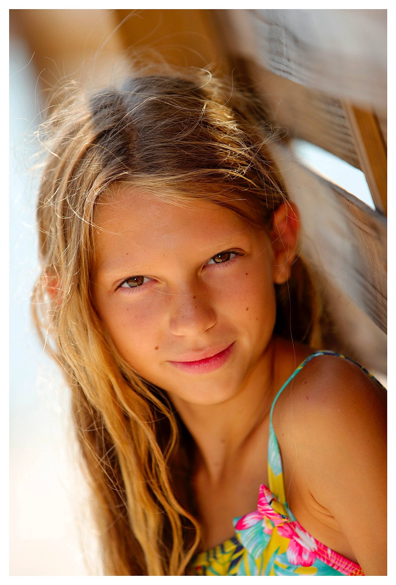 Mailyss participe au concours pour gagner de l'argent avec cette photo : beauty, blond, brown_hair, child_model, chin, eyebrow, eyelash, face, feathered_hair, hair, hair_coloring, hairstyle, joy, lip, long_hair, model, person, photography, portrait_photography, selfie