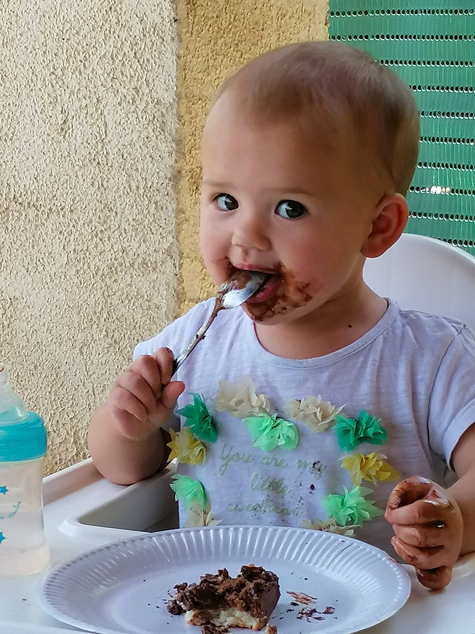 Pauline a rejoint le concours — aidez-le/la à gagner de superbes lots ! birthday, child, comfort_food, cuisine, dish, eating, food, meal, person, sweetness, toddler